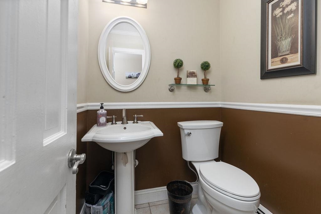 935 GLENWOOD BLVD, WAYNESBORO, Virginia 22980, 4 Bedrooms Bedrooms, ,2 BathroomsBathrooms,Residential,935 GLENWOOD BLVD,666690 MLS # 666690