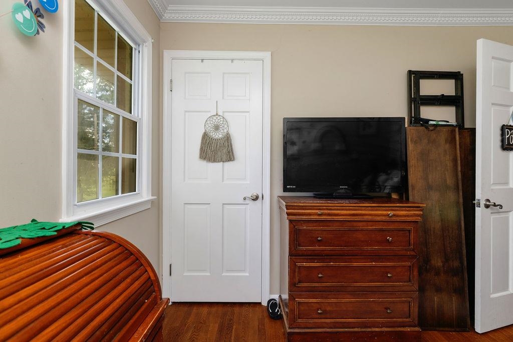 935 GLENWOOD BLVD, WAYNESBORO, Virginia 22980, 4 Bedrooms Bedrooms, ,2 BathroomsBathrooms,Residential,935 GLENWOOD BLVD,666690 MLS # 666690
