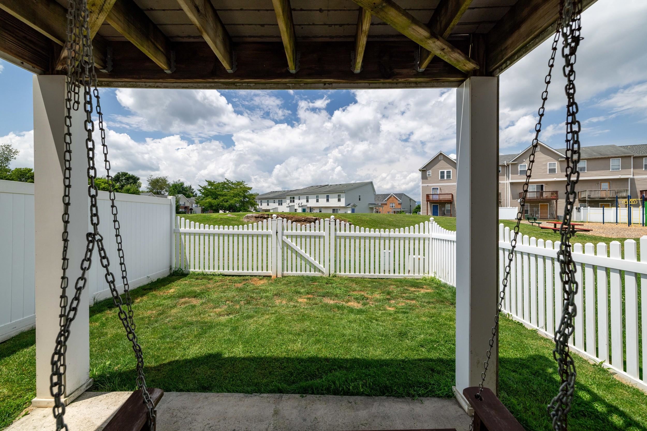 1279 OLD RICHMOND CIR, HARRISONBURG, Virginia 22802, 3 Bedrooms Bedrooms, ,2 BathroomsBathrooms,Residential,1279 OLD RICHMOND CIR,666693 MLS # 666693
