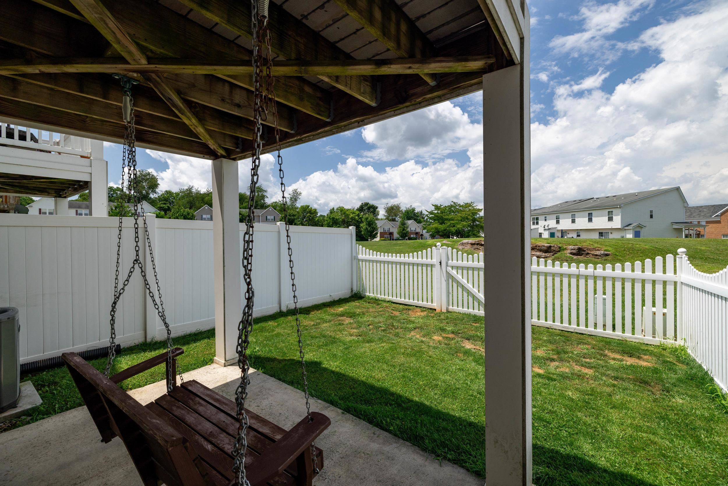 1279 OLD RICHMOND CIR, HARRISONBURG, Virginia 22802, 3 Bedrooms Bedrooms, ,2 BathroomsBathrooms,Residential,1279 OLD RICHMOND CIR,666693 MLS # 666693