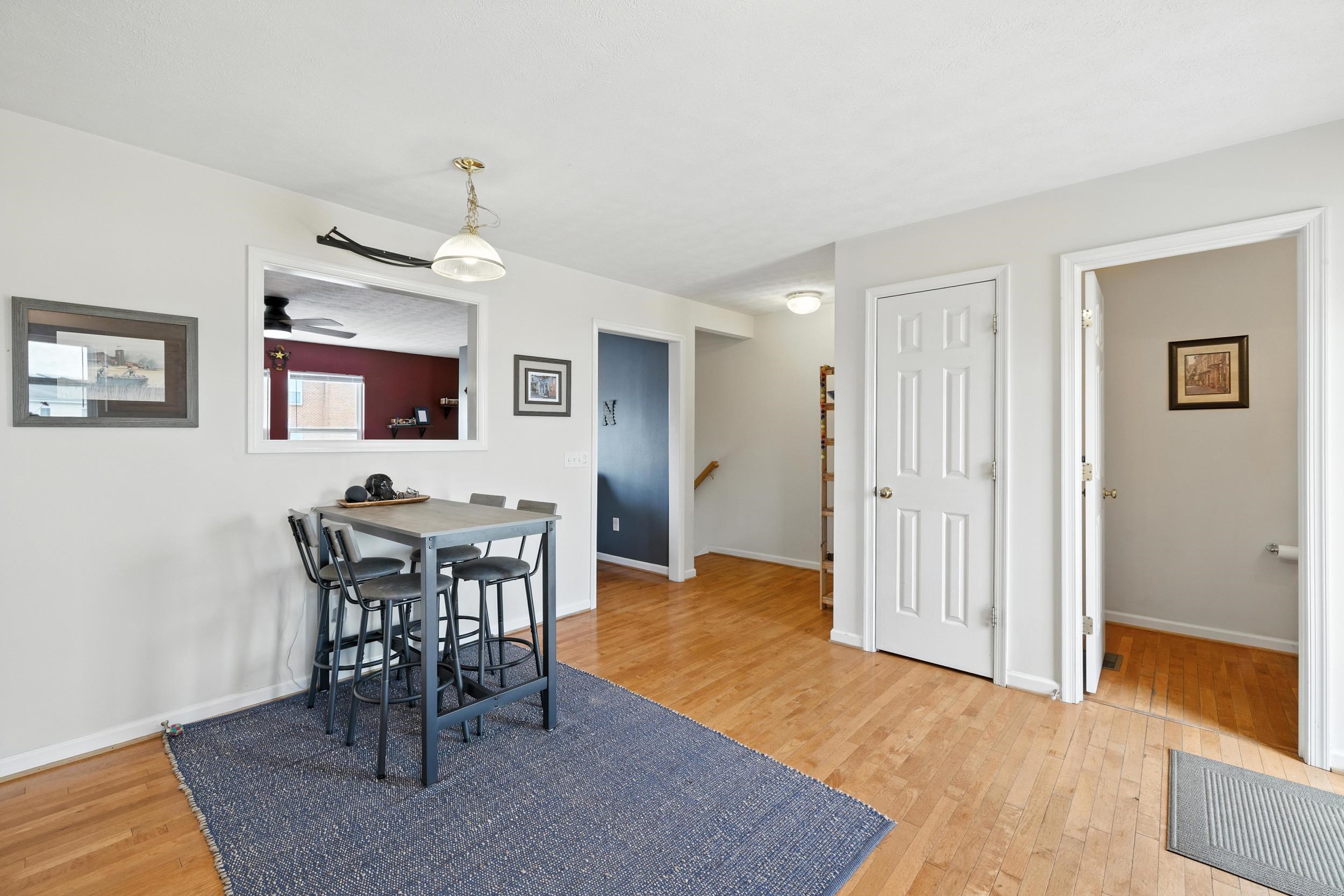 1279 OLD RICHMOND CIR, HARRISONBURG, Virginia 22802, 3 Bedrooms Bedrooms, ,2 BathroomsBathrooms,Residential,1279 OLD RICHMOND CIR,666693 MLS # 666693