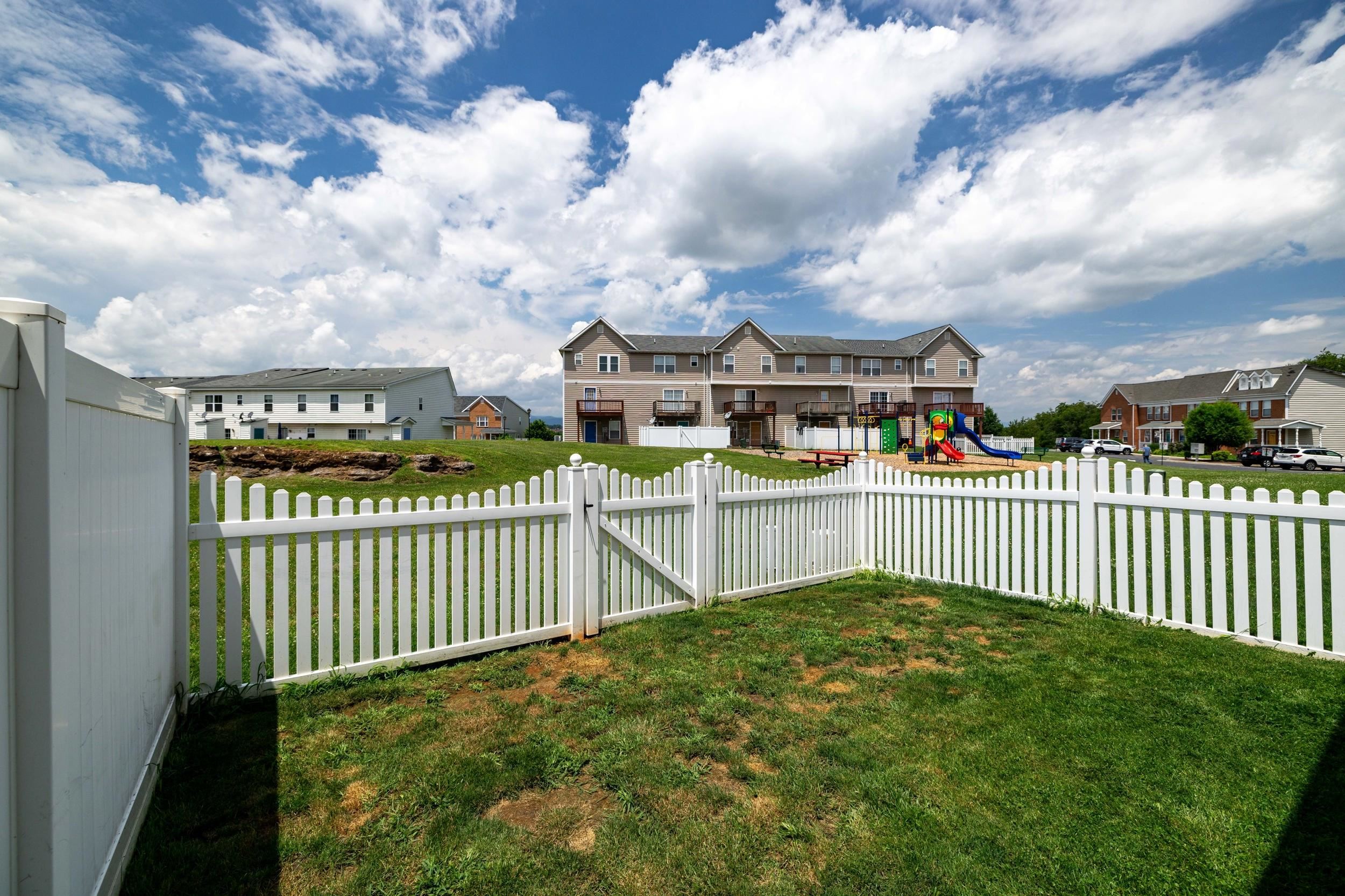 1279 OLD RICHMOND CIR, HARRISONBURG, Virginia 22802, 3 Bedrooms Bedrooms, ,2 BathroomsBathrooms,Residential,1279 OLD RICHMOND CIR,666693 MLS # 666693