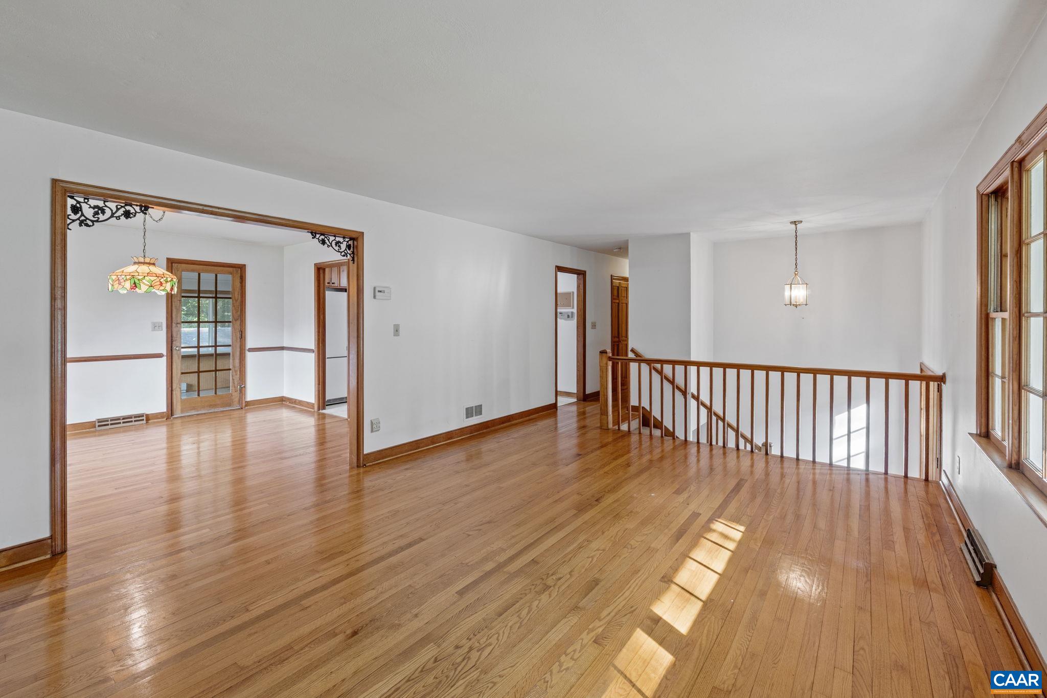 411 WESTMORELAND CT, CHARLOTTESVILLE, Virginia 22901, 4 Bedrooms Bedrooms, ,3 BathroomsBathrooms,Residential,411 WESTMORELAND CT,666696 MLS # 666696