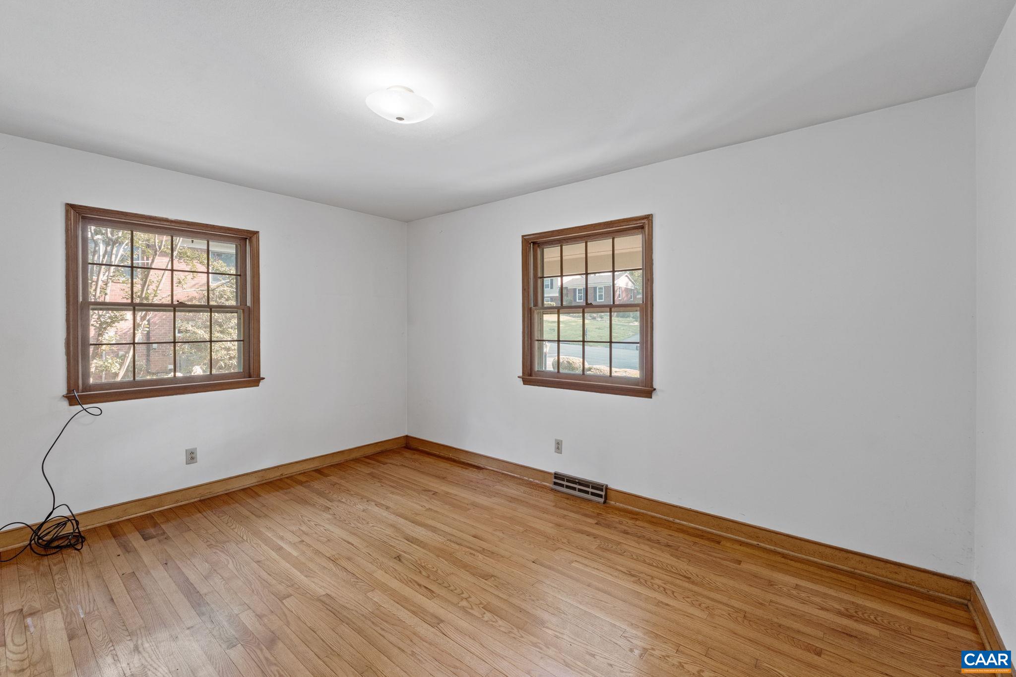 411 WESTMORELAND CT, CHARLOTTESVILLE, Virginia 22901, 4 Bedrooms Bedrooms, ,3 BathroomsBathrooms,Residential,411 WESTMORELAND CT,666696 MLS # 666696