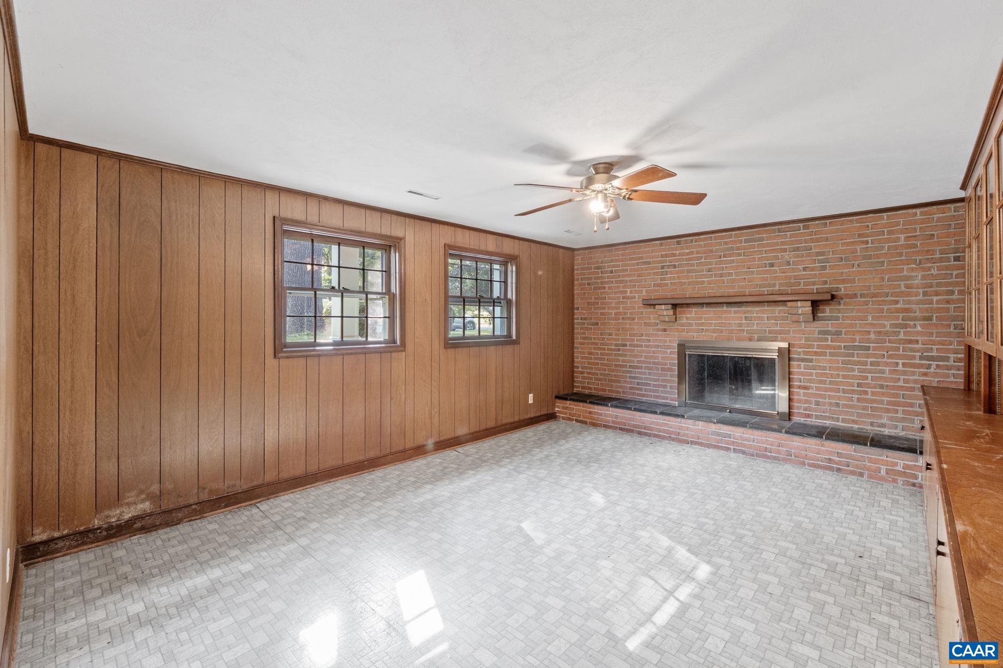411 WESTMORELAND CT, CHARLOTTESVILLE, Virginia 22901, 4 Bedrooms Bedrooms, ,3 BathroomsBathrooms,Residential,411 WESTMORELAND CT,666696 MLS # 666696