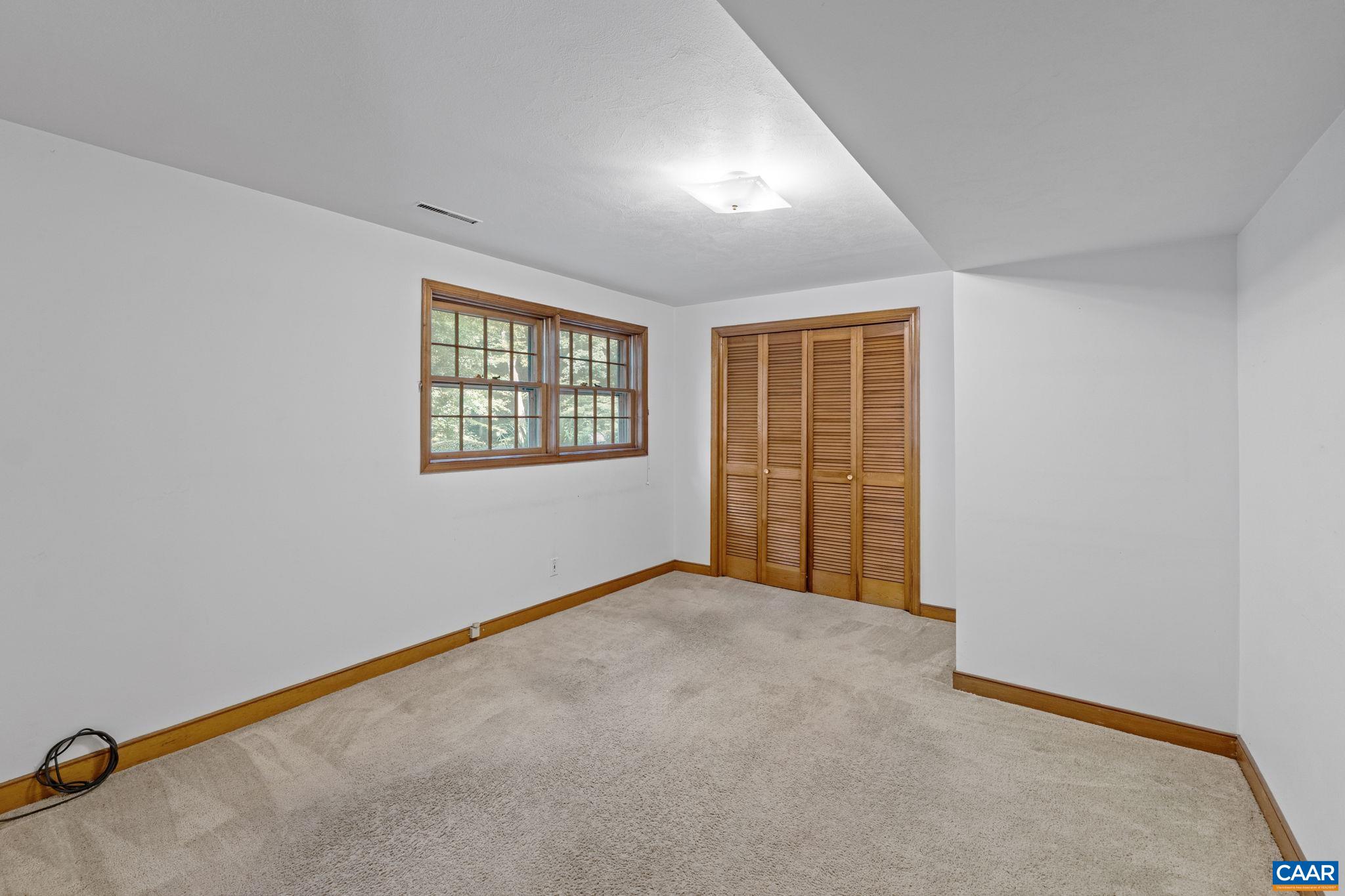 411 WESTMORELAND CT, CHARLOTTESVILLE, Virginia 22901, 4 Bedrooms Bedrooms, ,3 BathroomsBathrooms,Residential,411 WESTMORELAND CT,666696 MLS # 666696