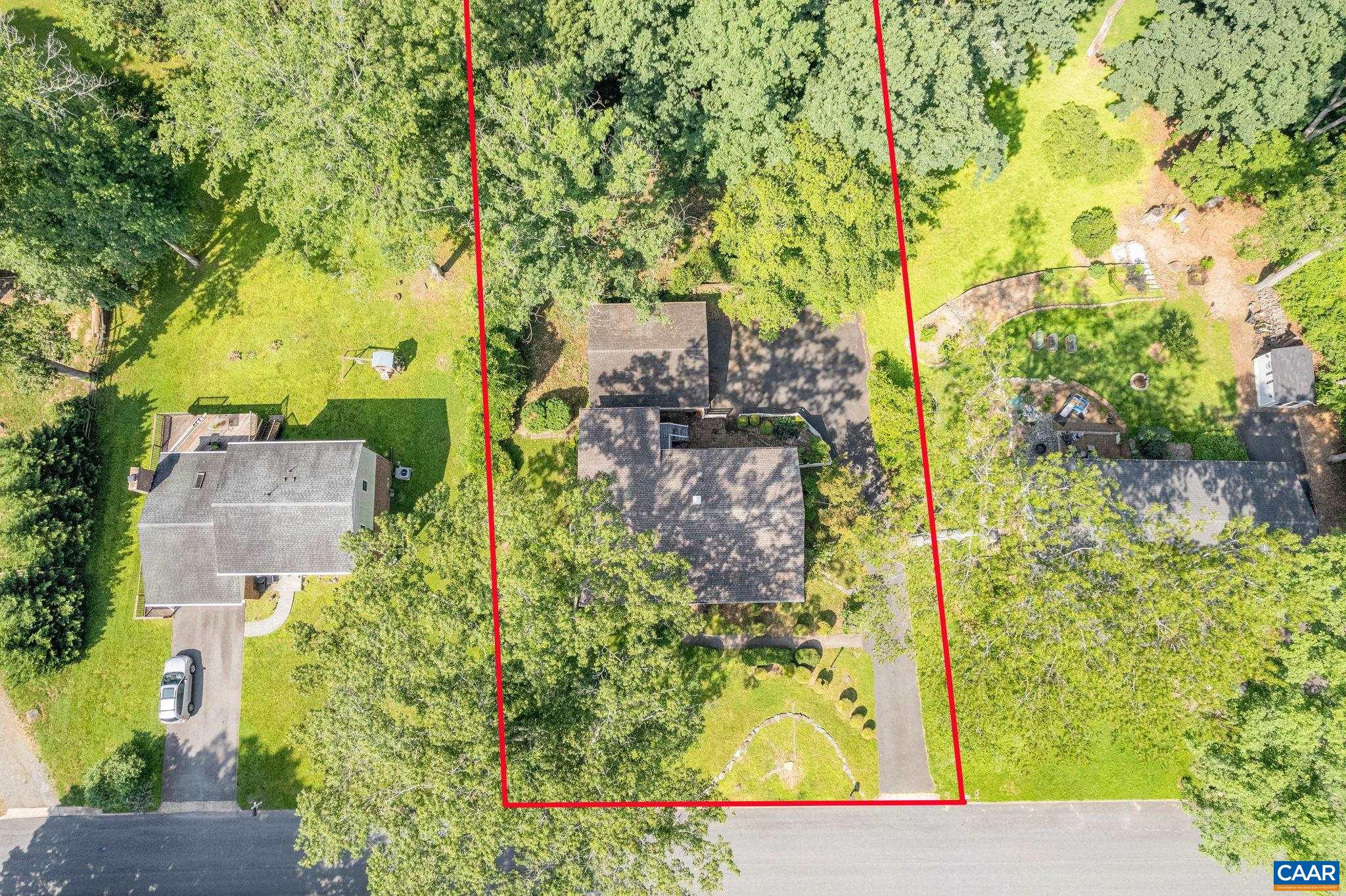 411 WESTMORELAND CT, CHARLOTTESVILLE, Virginia 22901, 4 Bedrooms Bedrooms, ,3 BathroomsBathrooms,Residential,411 WESTMORELAND CT,666696 MLS # 666696