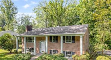411 WESTMORELAND CT, CHARLOTTESVILLE, Virginia 22901, 4 Bedrooms Bedrooms, ,3 BathroomsBathrooms,Residential,411 WESTMORELAND CT,666696 MLS # 666696