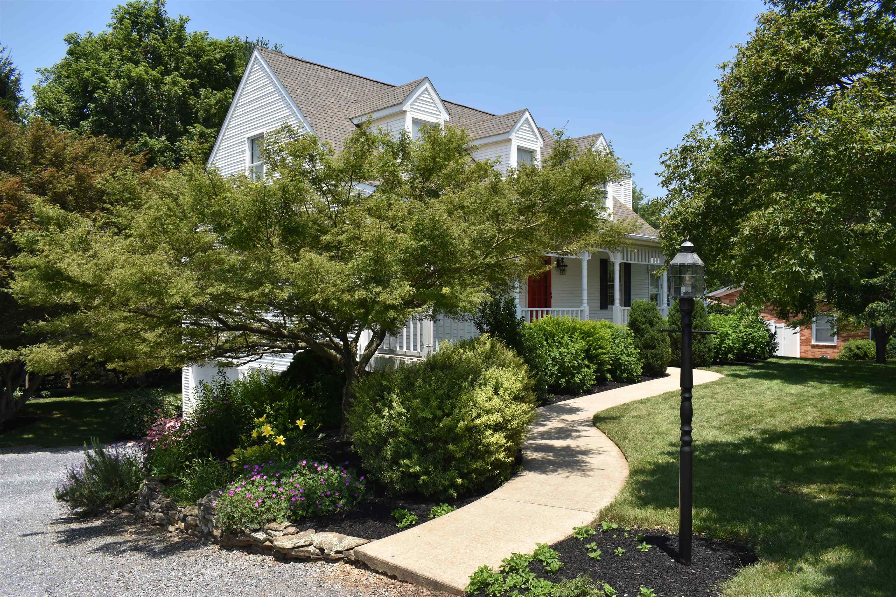 118 SUNSET DR, WAYNESBORO, Virginia 22980, 3 Bedrooms Bedrooms, ,2 BathroomsBathrooms,Residential,118 SUNSET DR,666698 MLS # 666698