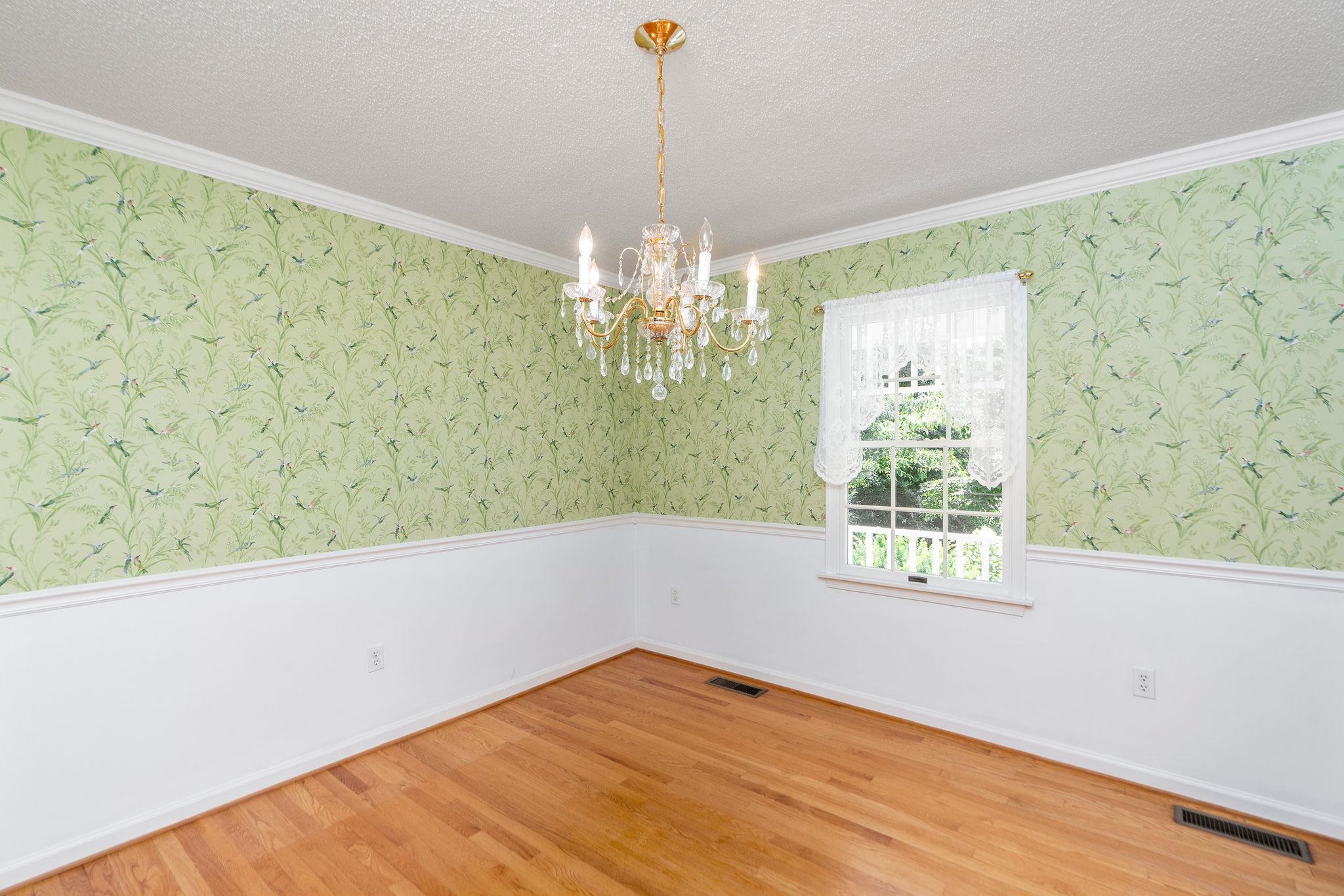 118 SUNSET DR, WAYNESBORO, Virginia 22980, 3 Bedrooms Bedrooms, ,2 BathroomsBathrooms,Residential,118 SUNSET DR,666698 MLS # 666698
