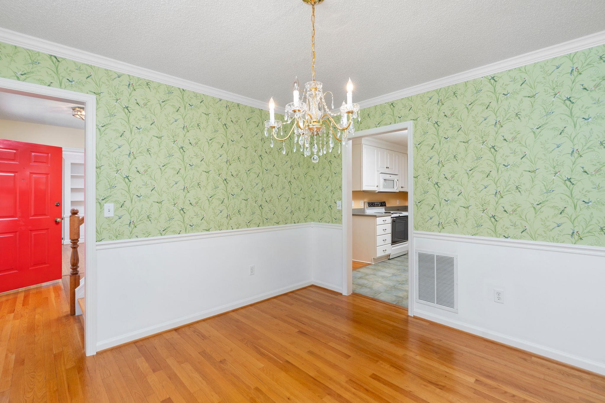 118 SUNSET DR, WAYNESBORO, Virginia 22980, 3 Bedrooms Bedrooms, ,2 BathroomsBathrooms,Residential,118 SUNSET DR,666698 MLS # 666698