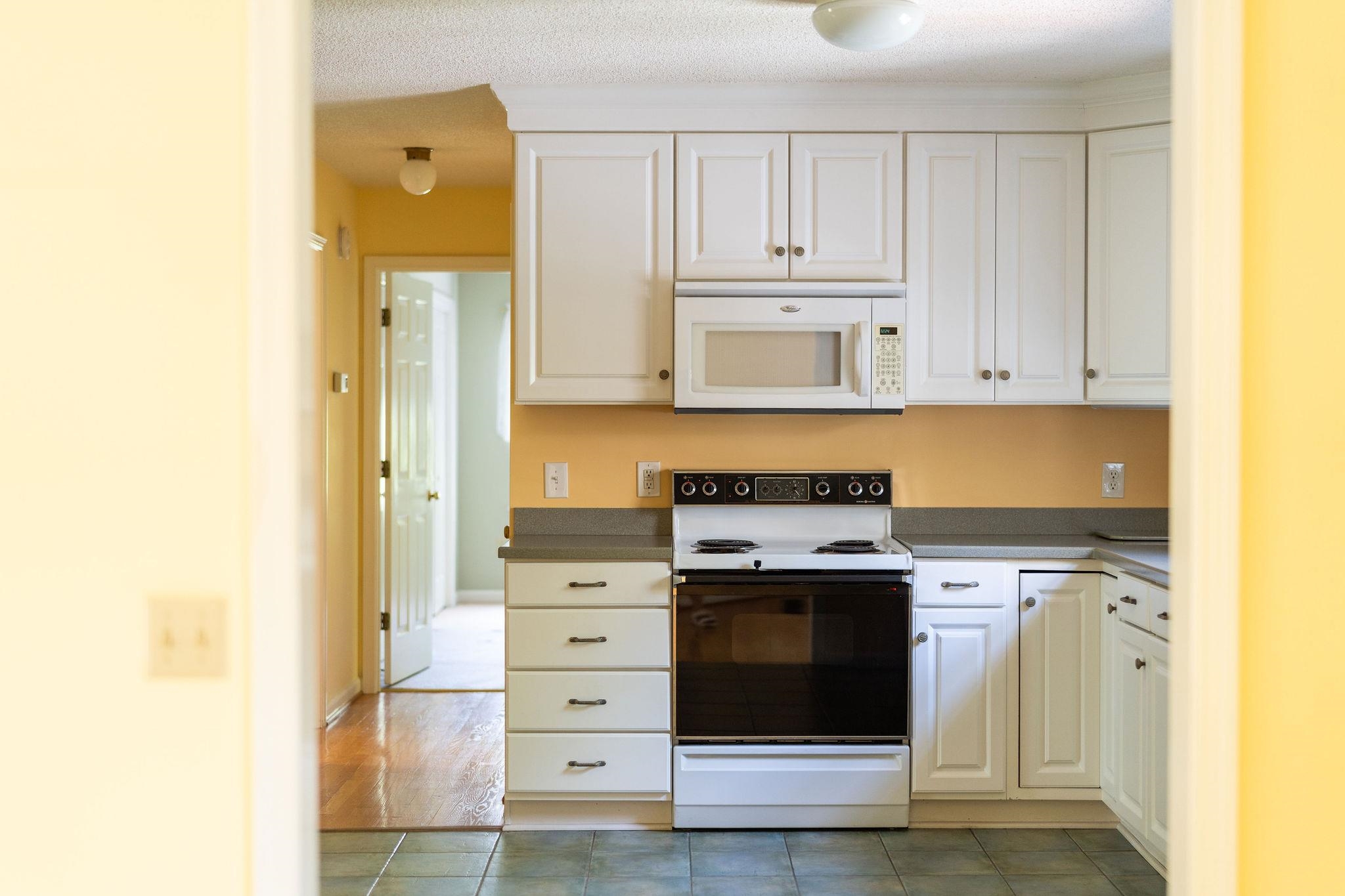 118 SUNSET DR, WAYNESBORO, Virginia 22980, 3 Bedrooms Bedrooms, ,2 BathroomsBathrooms,Residential,118 SUNSET DR,666698 MLS # 666698
