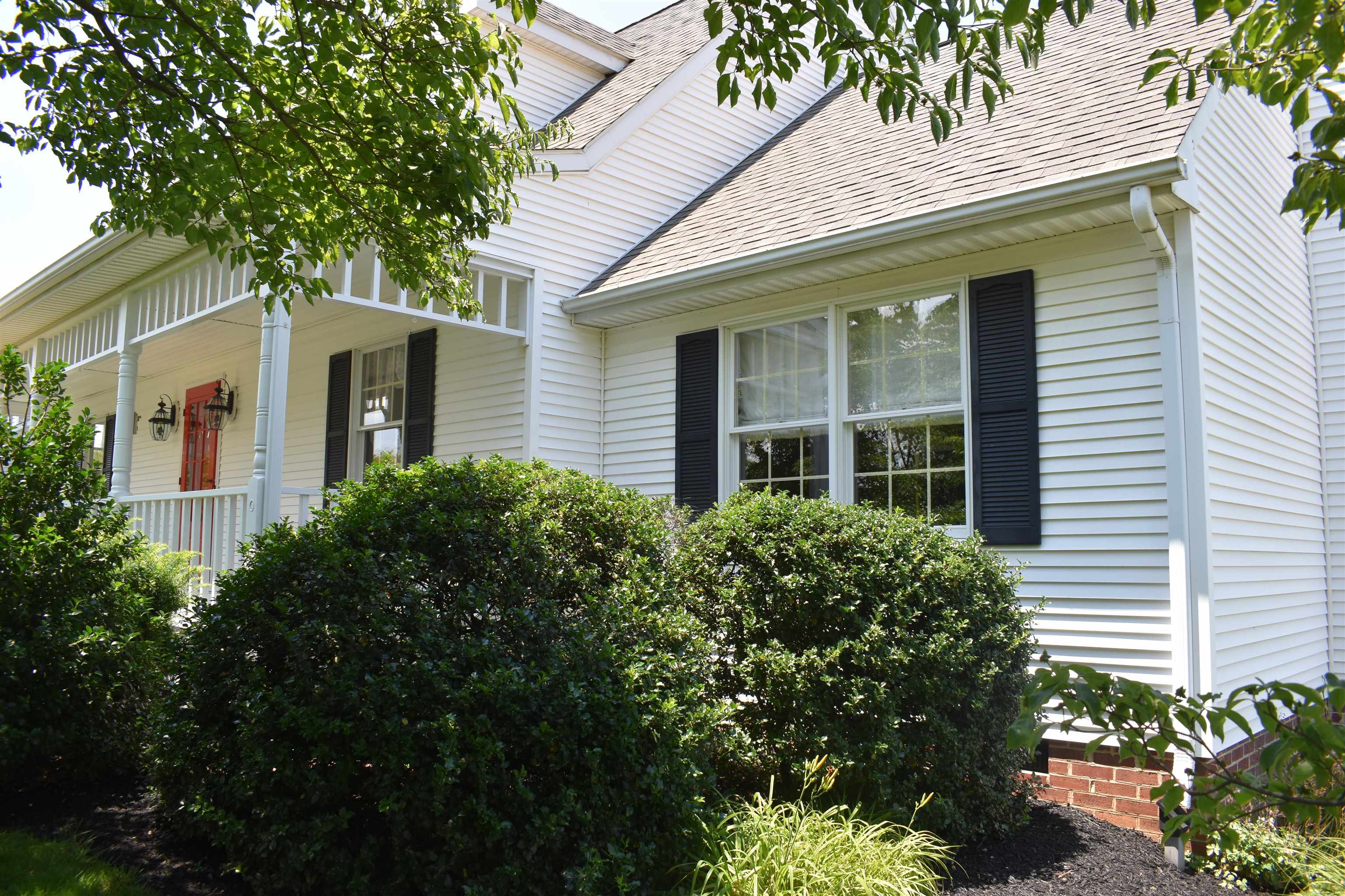 118 SUNSET DR, WAYNESBORO, Virginia 22980, 3 Bedrooms Bedrooms, ,2 BathroomsBathrooms,Residential,118 SUNSET DR,666698 MLS # 666698