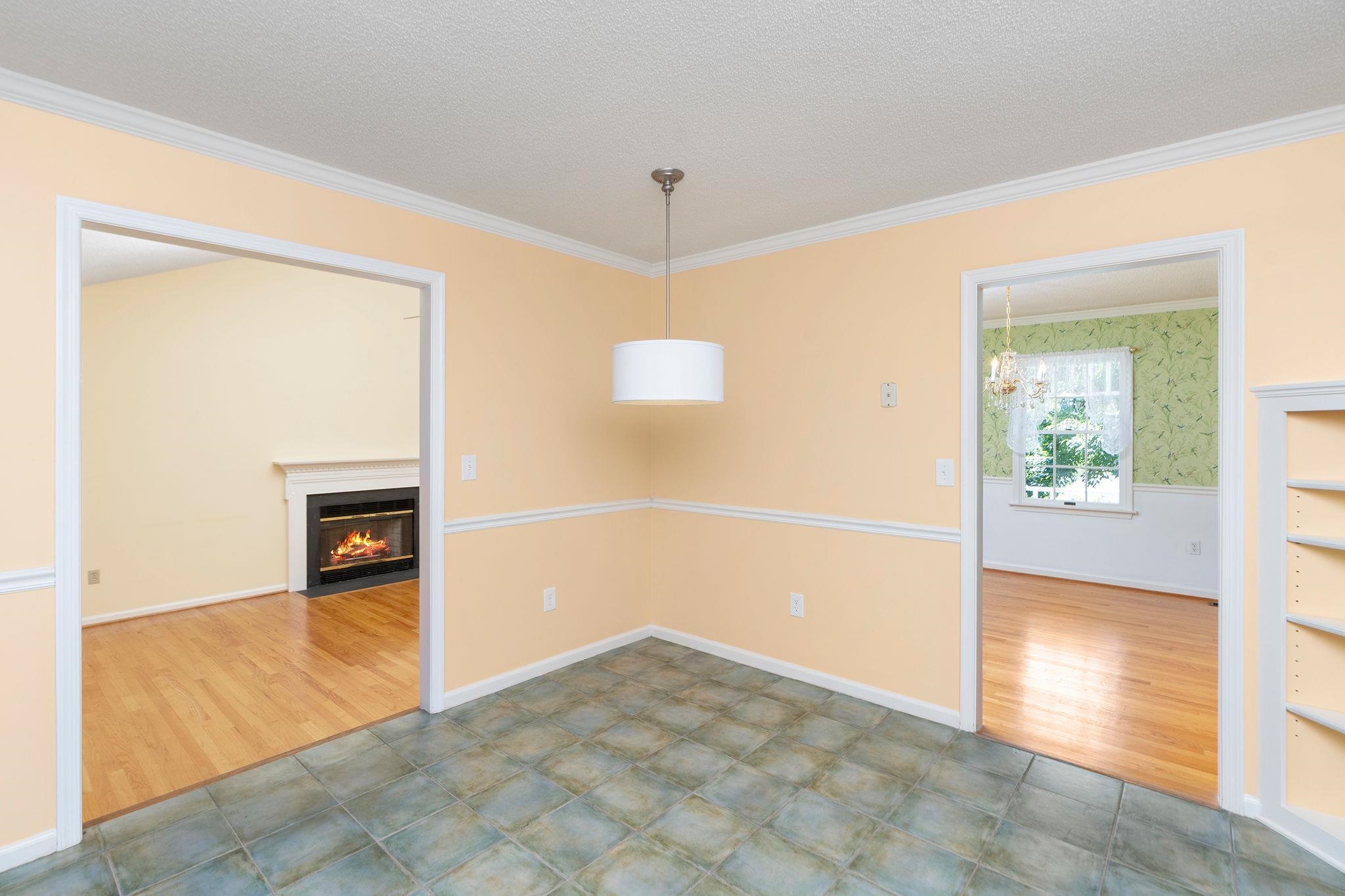 118 SUNSET DR, WAYNESBORO, Virginia 22980, 3 Bedrooms Bedrooms, ,2 BathroomsBathrooms,Residential,118 SUNSET DR,666698 MLS # 666698