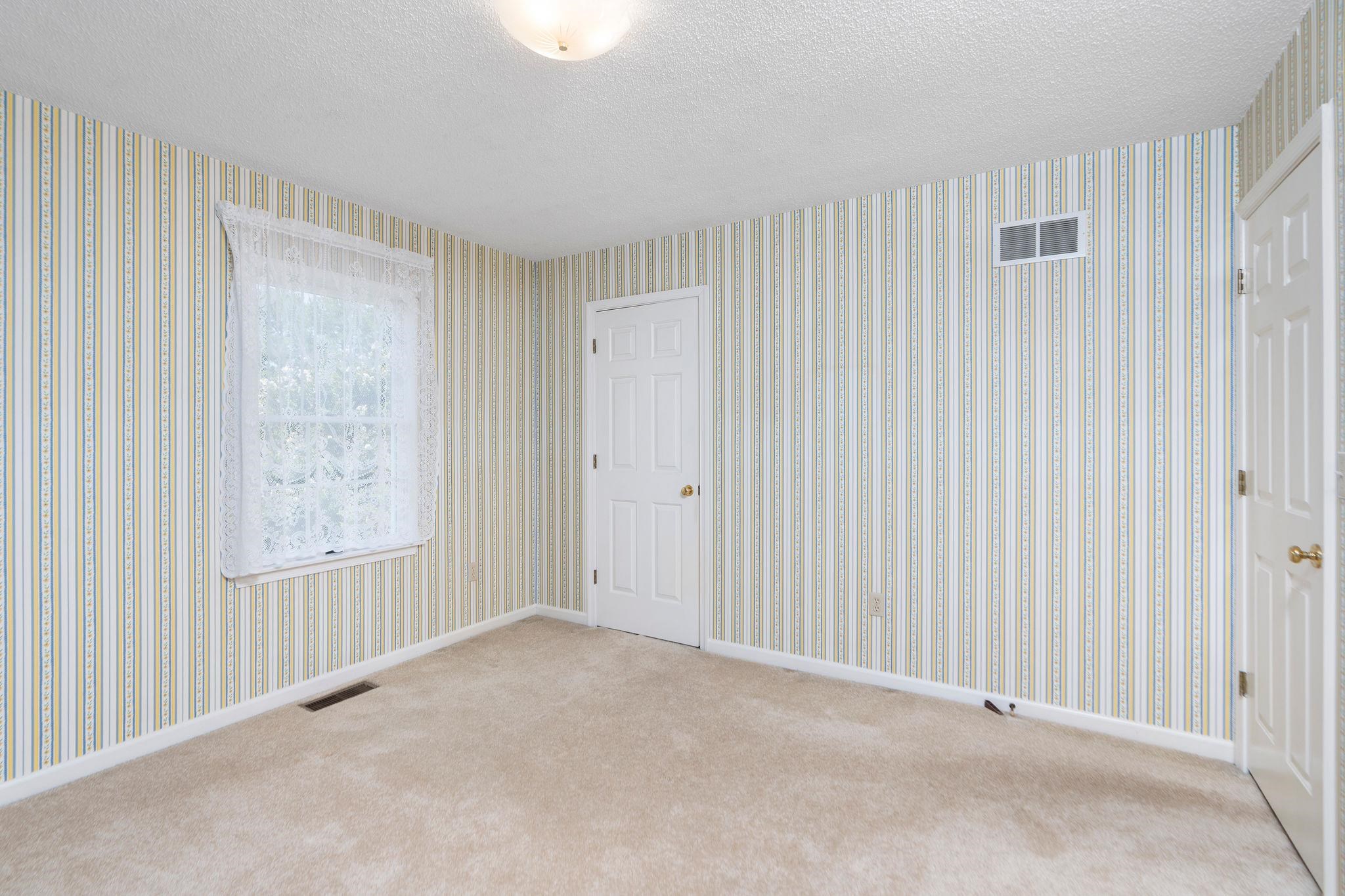 118 SUNSET DR, WAYNESBORO, Virginia 22980, 3 Bedrooms Bedrooms, ,2 BathroomsBathrooms,Residential,118 SUNSET DR,666698 MLS # 666698
