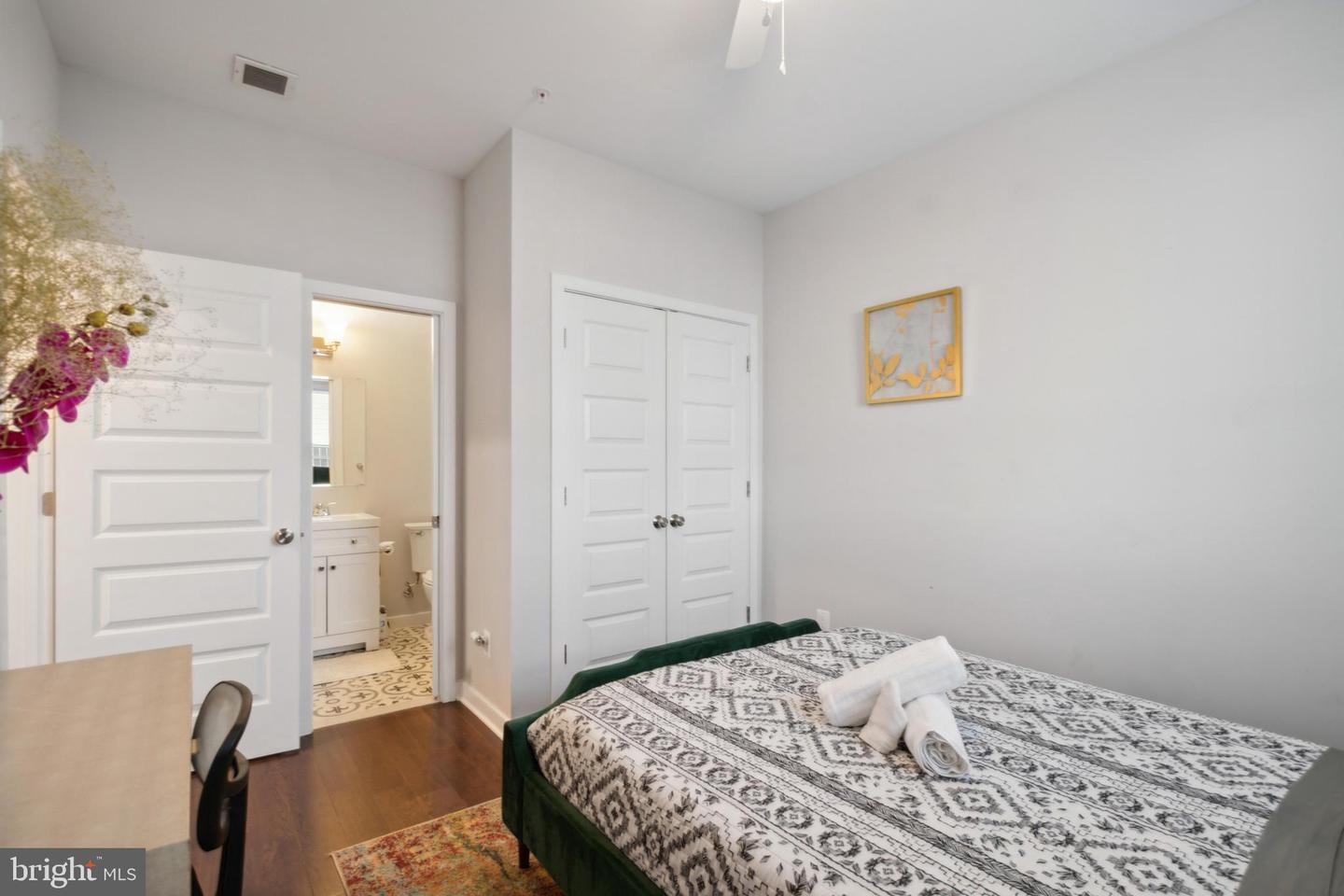 2416 LENFANT SQ SE, WASHINGTON, District Of Columbia 20020, 5 Bedrooms Bedrooms, ,5 BathroomsBathrooms,Residential,For sale,2416 LENFANT SQ SE,DCDC2198328 MLS # DCDC2198328