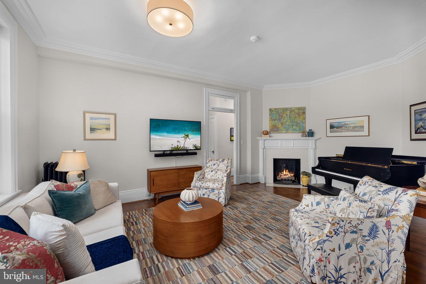 2853 ONTARIO RD NW #323, WASHINGTON, District Of Columbia 20009, 2 Bedrooms Bedrooms, ,1 BathroomBathrooms,Residential,For sale,2853 ONTARIO RD NW #323,DCDC2199674 MLS # DCDC2199674