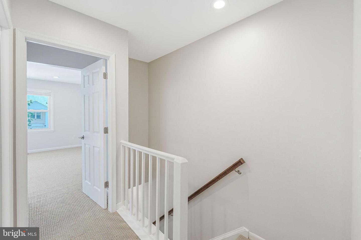 8504 JEFFERSONIAN CT, VIENNA, Virginia 22182, 4 Bedrooms Bedrooms, ,3 BathroomsBathrooms,Residential,For sale,8504 JEFFERSONIAN CT,VAFX2242020 MLS # VAFX2242020
