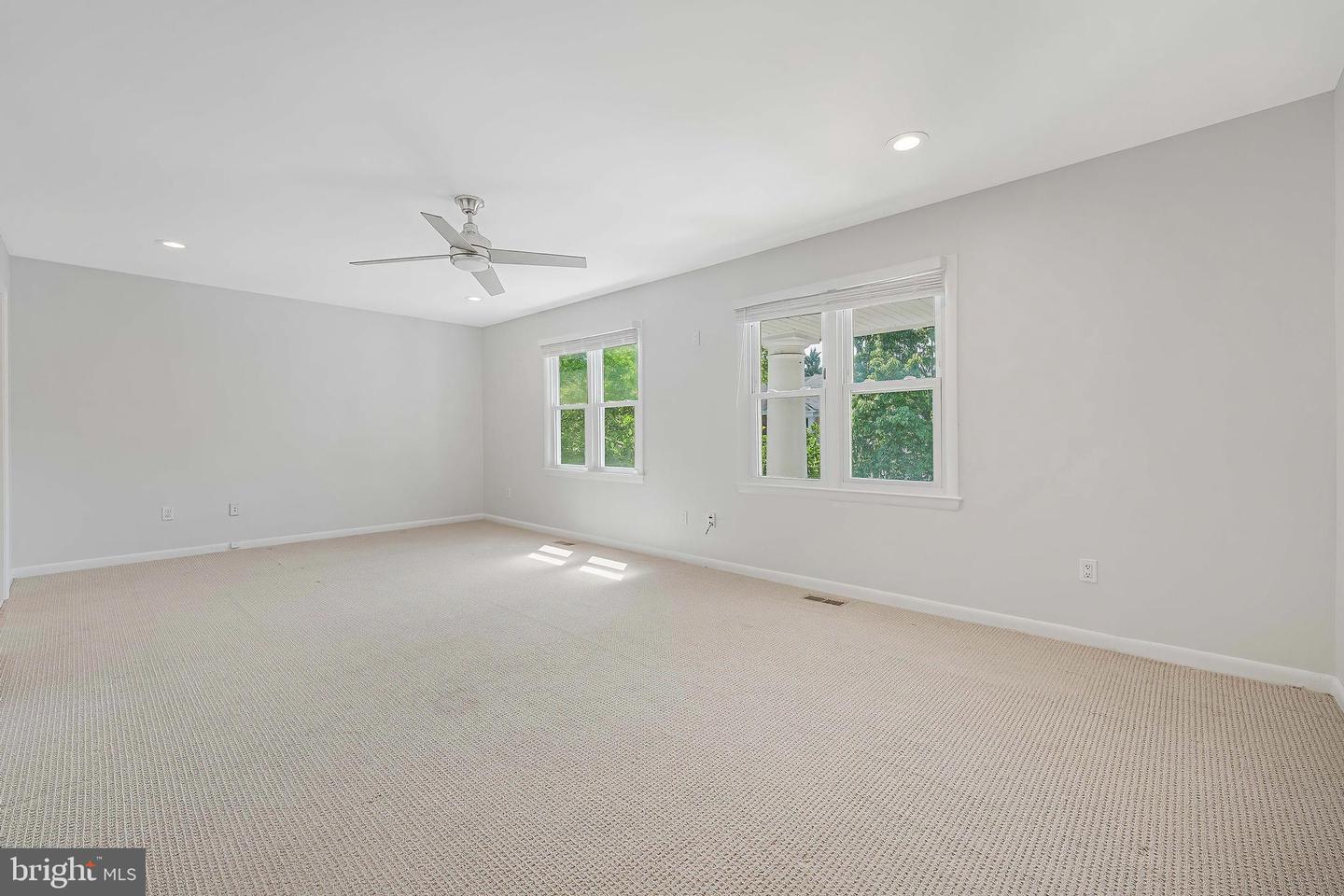 8504 JEFFERSONIAN CT, VIENNA, Virginia 22182, 4 Bedrooms Bedrooms, ,3 BathroomsBathrooms,Residential,For sale,8504 JEFFERSONIAN CT,VAFX2242020 MLS # VAFX2242020
