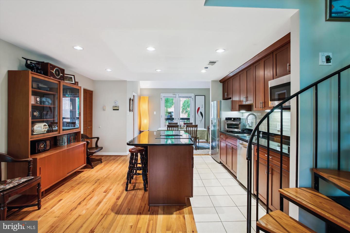 3505 17TH ST NW #4, WASHINGTON, District Of Columbia 20010, 1 Bedroom Bedrooms, ,1 BathroomBathrooms,Residential,For sale,3505 17TH ST NW #4,DCDC2202402 MLS # DCDC2202402