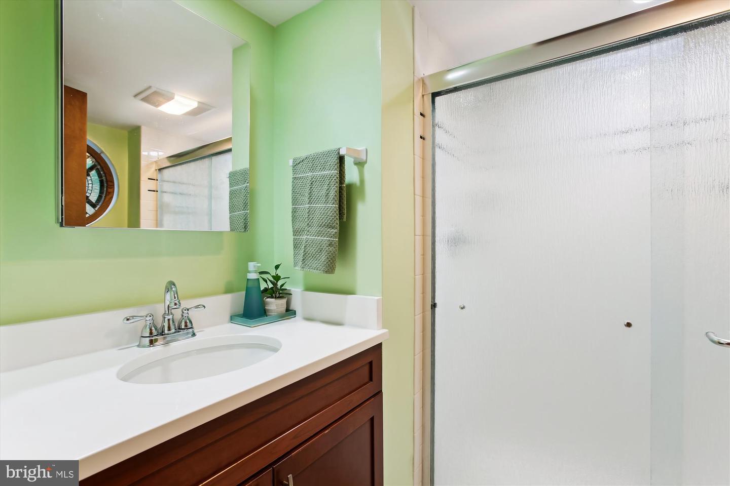 3505 17TH ST NW #4, WASHINGTON, District Of Columbia 20010, 1 Bedroom Bedrooms, ,1 BathroomBathrooms,Residential,For sale,3505 17TH ST NW #4,DCDC2202402 MLS # DCDC2202402