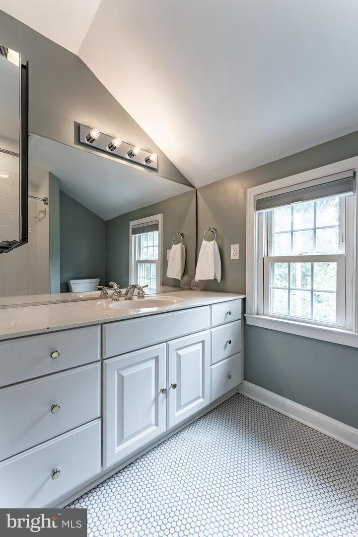 5632 GLENWOOD DR, ALEXANDRIA, Virginia 22310, 3 Bedrooms Bedrooms, ,2 BathroomsBathrooms,Residential,For sale,5632 GLENWOOD DR,VAFX2243888 MLS # VAFX2243888