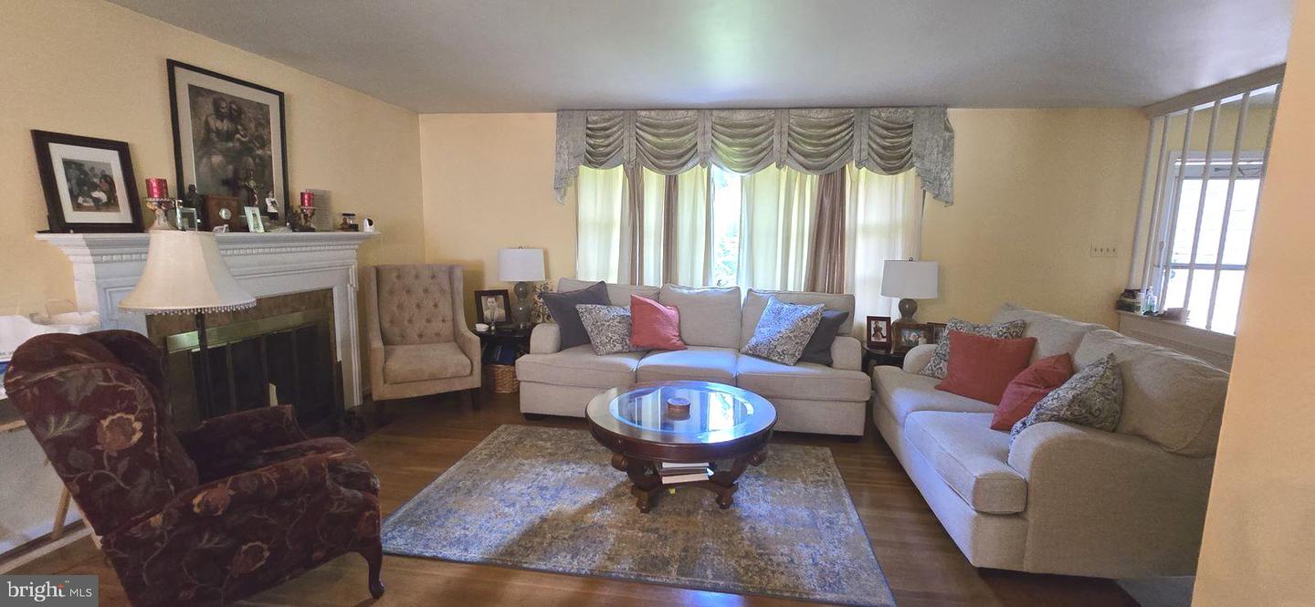 9003 CHERRYTREE DR, ALEXANDRIA, Virginia 22309, 4 Bedrooms Bedrooms, ,3 BathroomsBathrooms,Residential,For sale,9003 CHERRYTREE DR,VAFX2244734 MLS # VAFX2244734