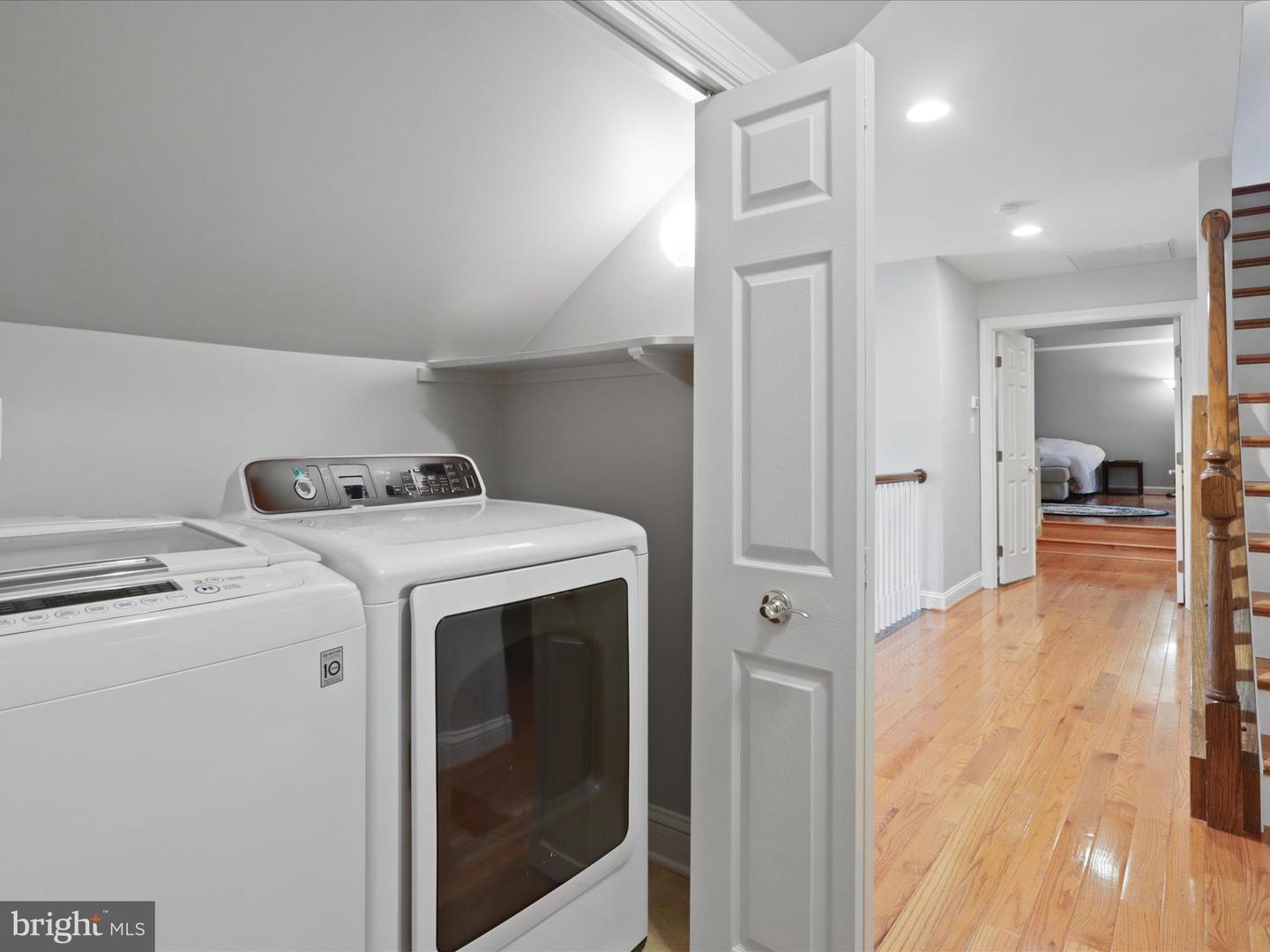 7952 BLITZ CT, DUNN LORING, Virginia 22027, 5 Bedrooms Bedrooms, ,3 BathroomsBathrooms,Residential,For sale,7952 BLITZ CT,VAFX2244942 MLS # VAFX2244942