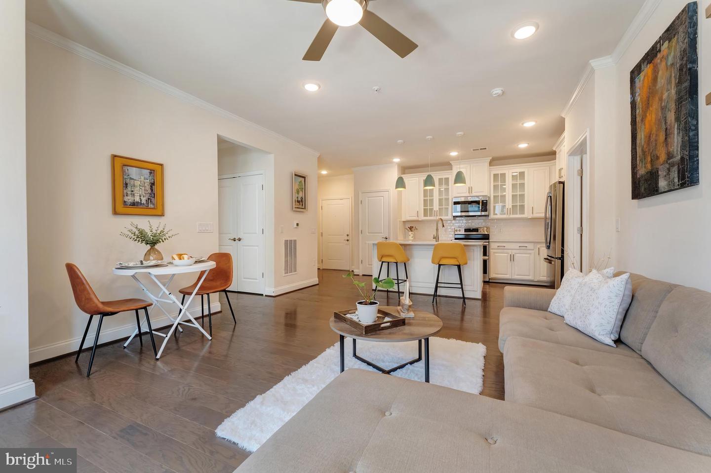 23630 HAVELOCK WALK TER #205, ASHBURN, Virginia 20148, 2 Bedrooms Bedrooms, ,2 BathroomsBathrooms,Residential,For sale,23630 HAVELOCK WALK TER #205,VALO2099060 MLS # VALO2099060
