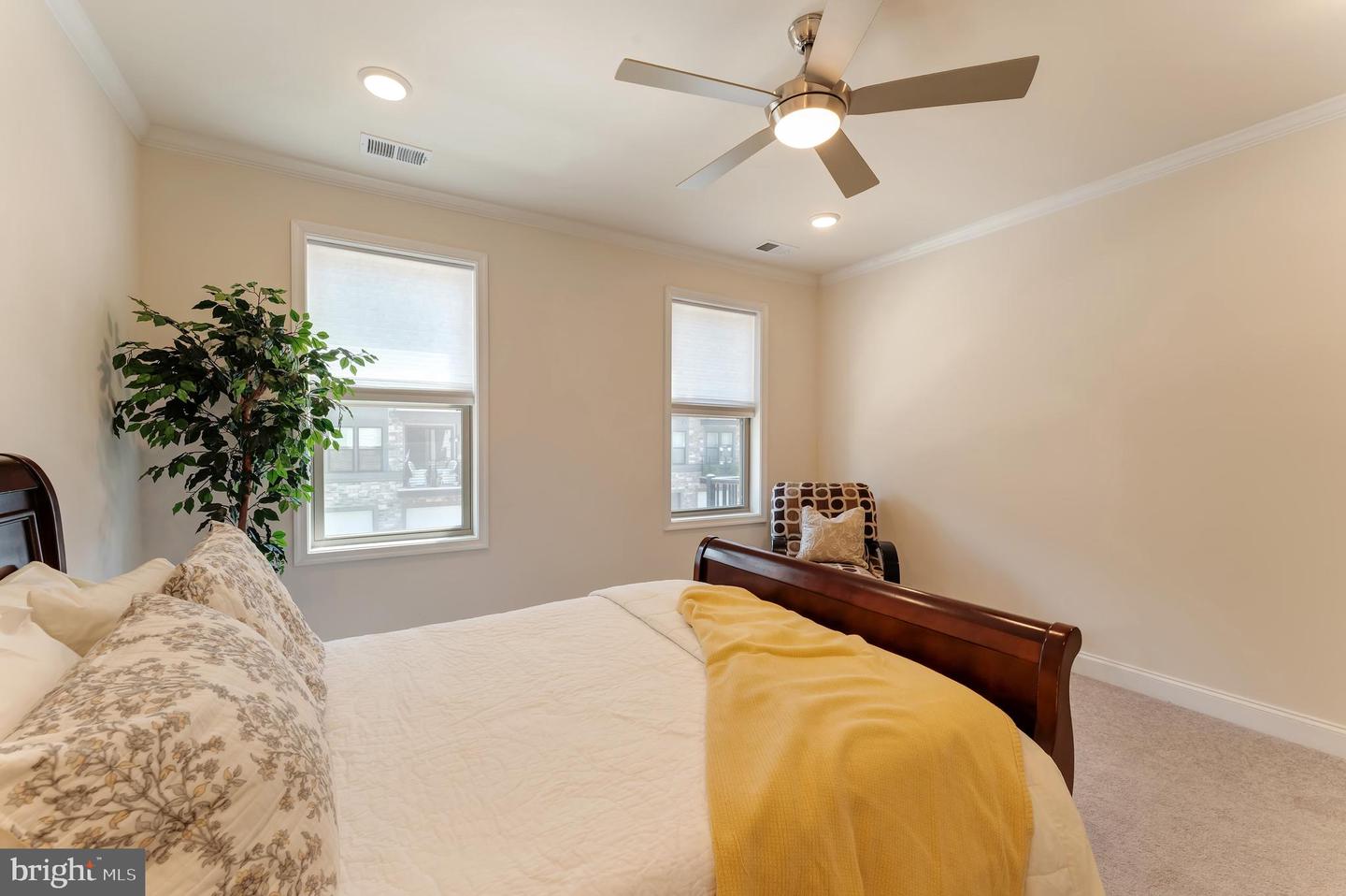 23630 HAVELOCK WALK TER #205, ASHBURN, Virginia 20148, 2 Bedrooms Bedrooms, ,2 BathroomsBathrooms,Residential,For sale,23630 HAVELOCK WALK TER #205,VALO2099060 MLS # VALO2099060