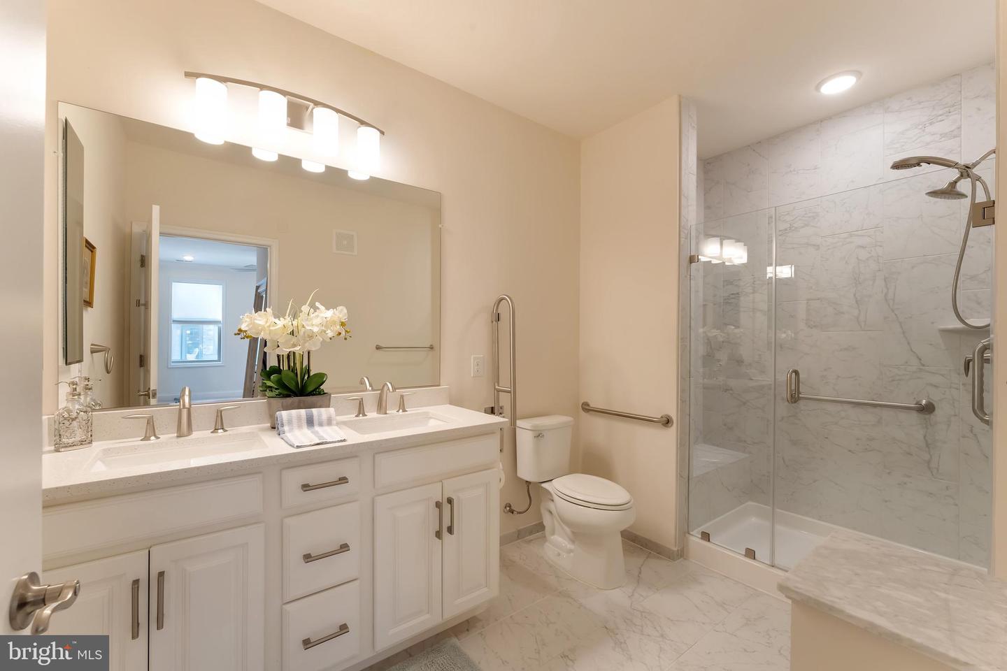 23630 HAVELOCK WALK TER #205, ASHBURN, Virginia 20148, 2 Bedrooms Bedrooms, ,2 BathroomsBathrooms,Residential,For sale,23630 HAVELOCK WALK TER #205,VALO2099060 MLS # VALO2099060