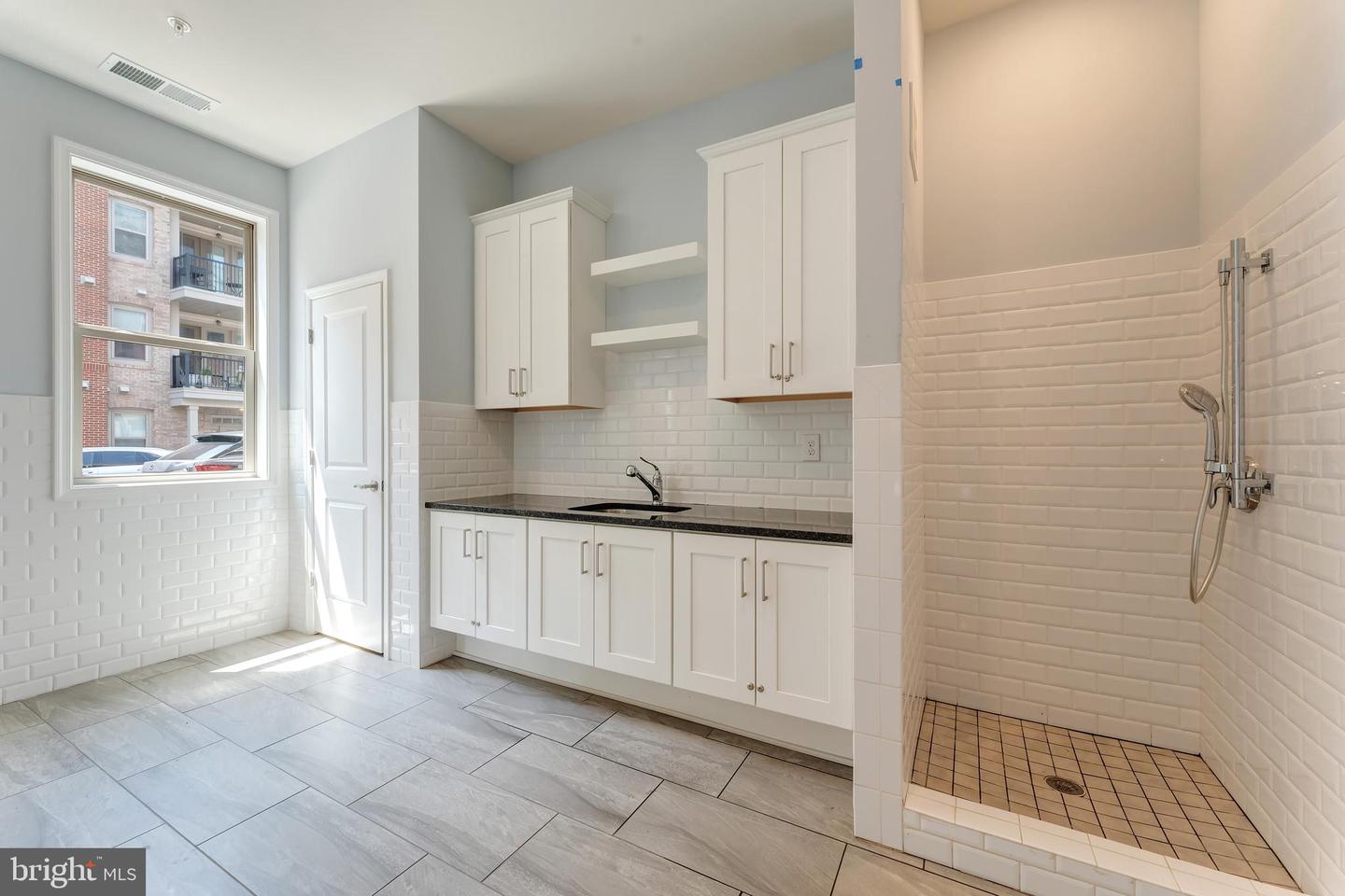 23630 HAVELOCK WALK TER #205, ASHBURN, Virginia 20148, 2 Bedrooms Bedrooms, ,2 BathroomsBathrooms,Residential,For sale,23630 HAVELOCK WALK TER #205,VALO2099060 MLS # VALO2099060