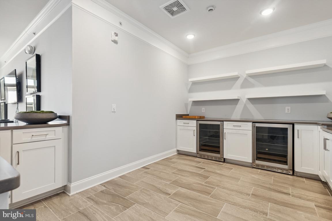 23630 HAVELOCK WALK TER #205, ASHBURN, Virginia 20148, 2 Bedrooms Bedrooms, ,2 BathroomsBathrooms,Residential,For sale,23630 HAVELOCK WALK TER #205,VALO2099060 MLS # VALO2099060
