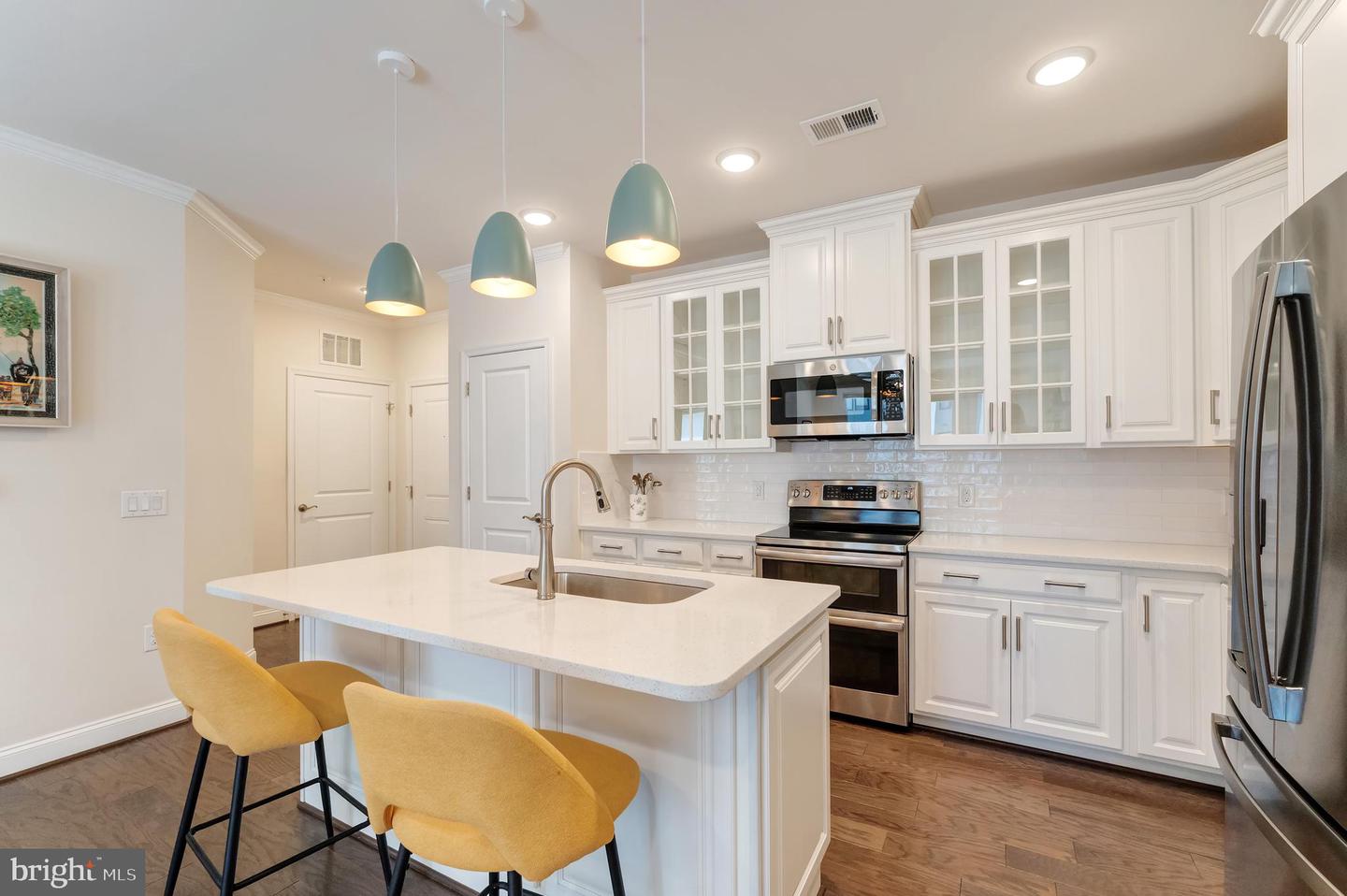 23630 HAVELOCK WALK TER #205, ASHBURN, Virginia 20148, 2 Bedrooms Bedrooms, ,2 BathroomsBathrooms,Residential,For sale,23630 HAVELOCK WALK TER #205,VALO2099060 MLS # VALO2099060