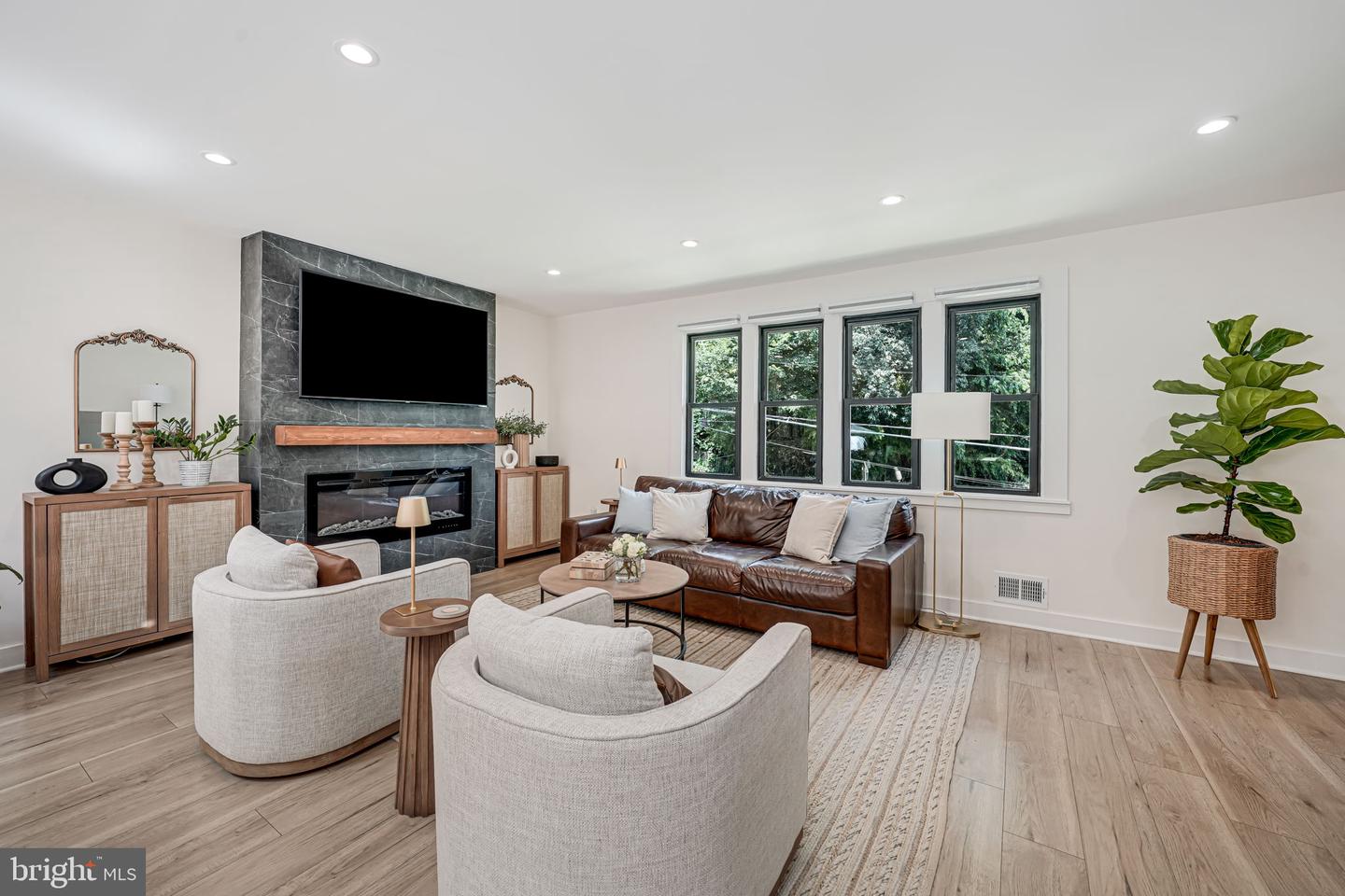 3662 VACATION LN, ARLINGTON, Virginia 22207, 5 Bedrooms Bedrooms, ,2 BathroomsBathrooms,Residential,For sale,3662 VACATION LN,VAAR2059136 MLS # VAAR2059136