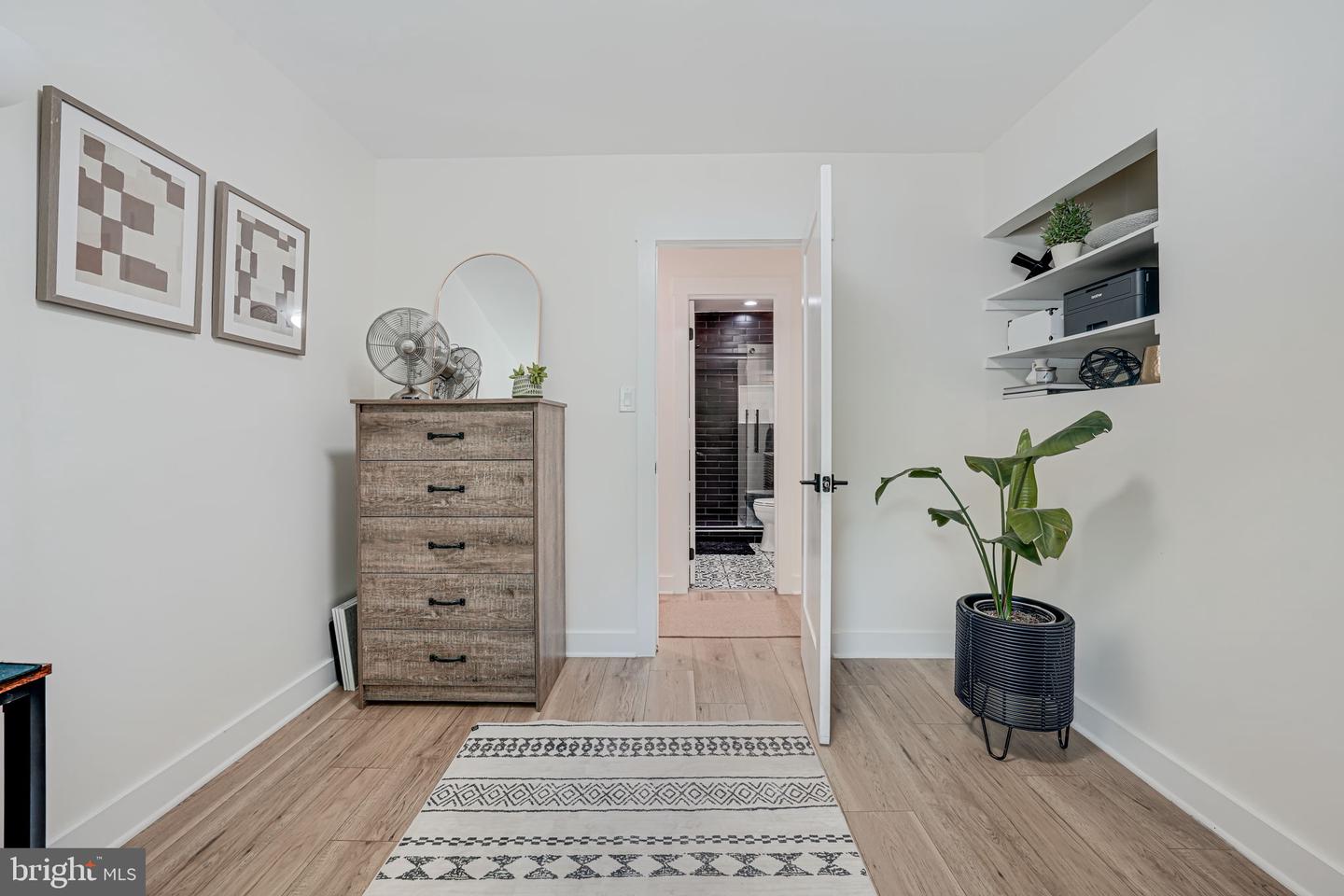 3662 VACATION LN, ARLINGTON, Virginia 22207, 5 Bedrooms Bedrooms, ,2 BathroomsBathrooms,Residential,For sale,3662 VACATION LN,VAAR2059136 MLS # VAAR2059136