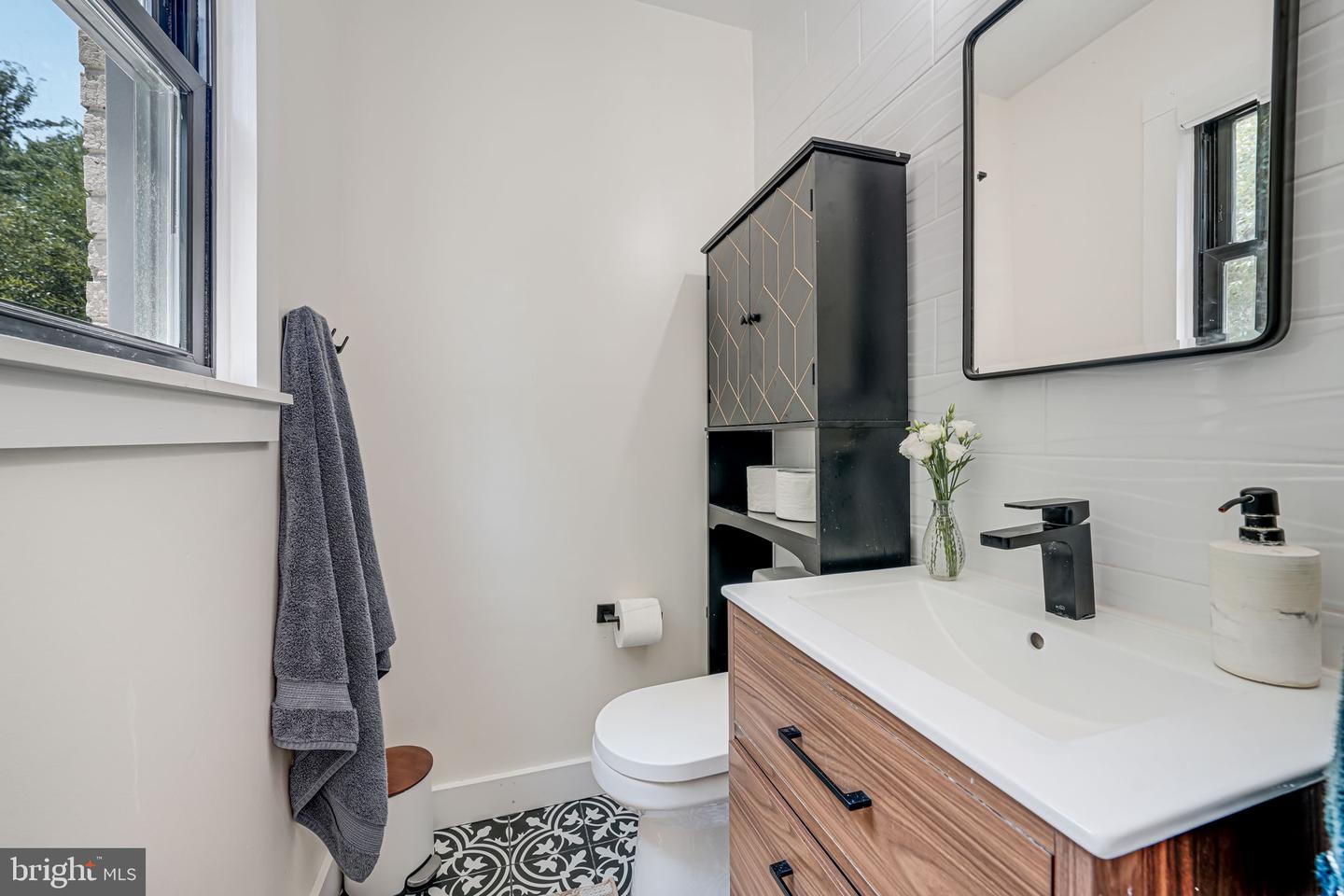 3662 VACATION LN, ARLINGTON, Virginia 22207, 5 Bedrooms Bedrooms, ,2 BathroomsBathrooms,Residential,For sale,3662 VACATION LN,VAAR2059136 MLS # VAAR2059136