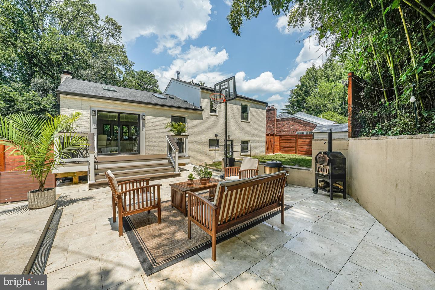 3662 VACATION LN, ARLINGTON, Virginia 22207, 5 Bedrooms Bedrooms, ,2 BathroomsBathrooms,Residential,For sale,3662 VACATION LN,VAAR2059136 MLS # VAAR2059136