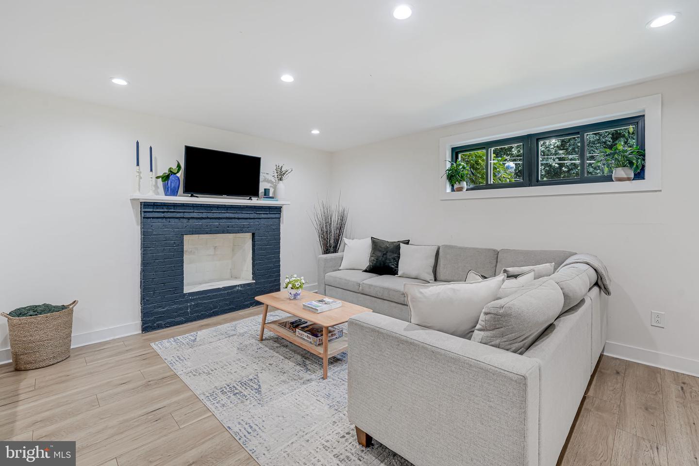 3662 VACATION LN, ARLINGTON, Virginia 22207, 5 Bedrooms Bedrooms, ,2 BathroomsBathrooms,Residential,For sale,3662 VACATION LN,VAAR2059136 MLS # VAAR2059136