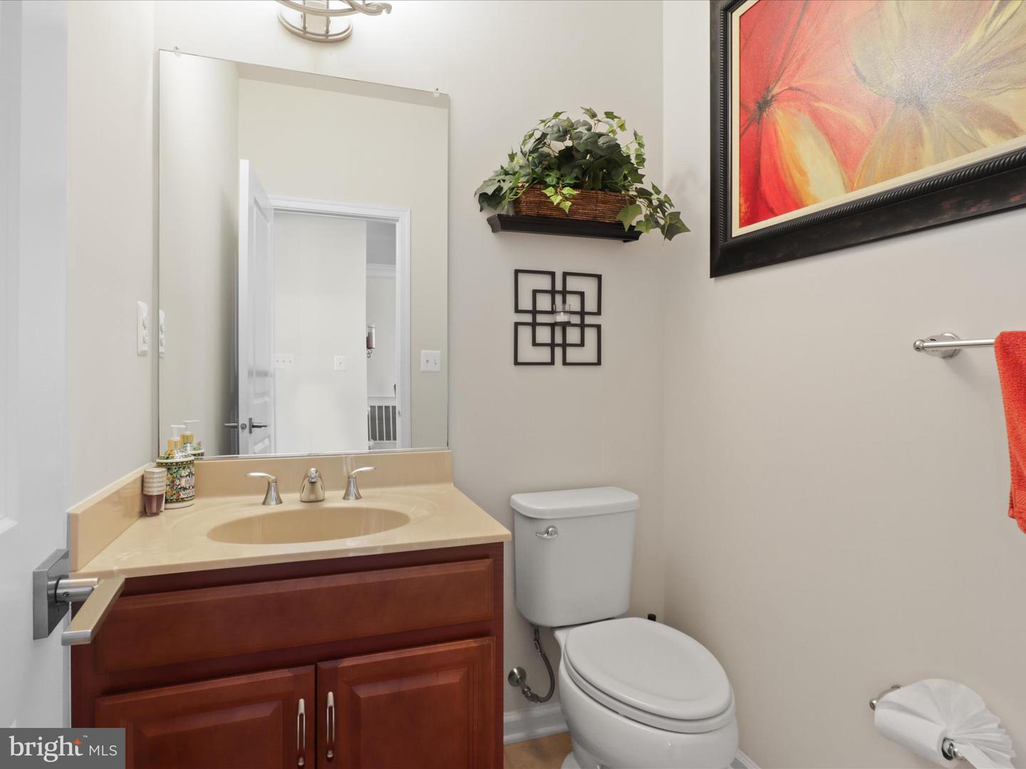 23746 HOPEWELL MANOR TER, ASHBURN, Virginia 20148, 3 Bedrooms Bedrooms, ,3 BathroomsBathrooms,Residential,For sale,23746 HOPEWELL MANOR TER,VALO2099512 MLS # VALO2099512
