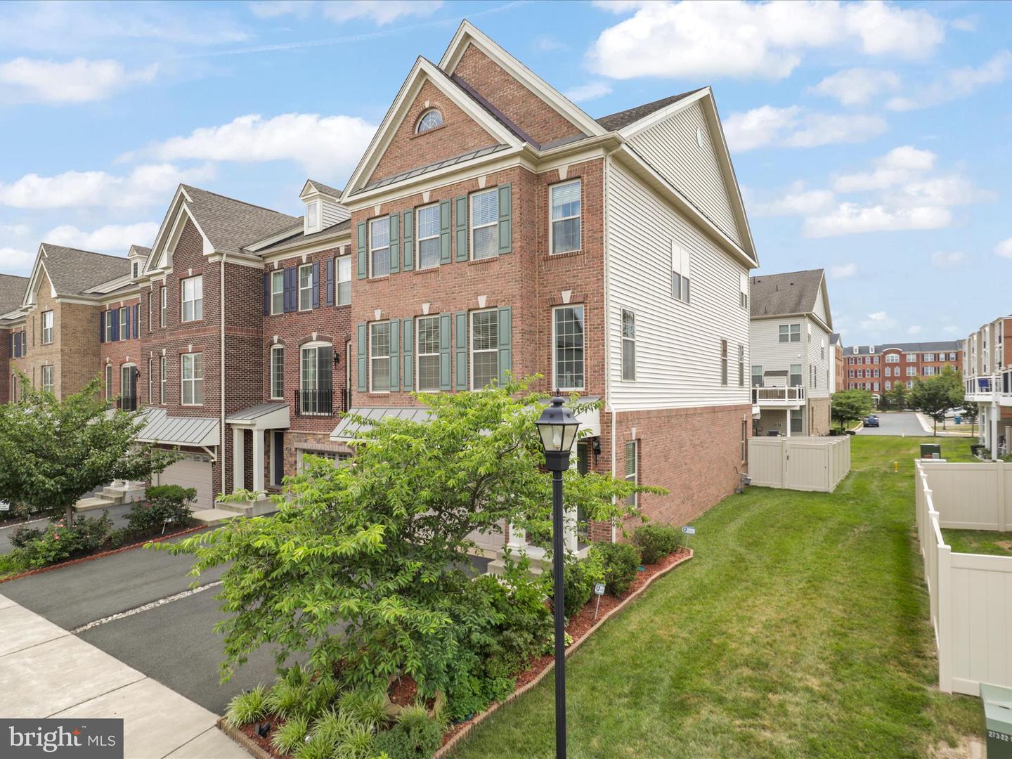 23746 HOPEWELL MANOR TER, ASHBURN, Virginia 20148, 3 Bedrooms Bedrooms, ,3 BathroomsBathrooms,Residential,For sale,23746 HOPEWELL MANOR TER,VALO2099512 MLS # VALO2099512