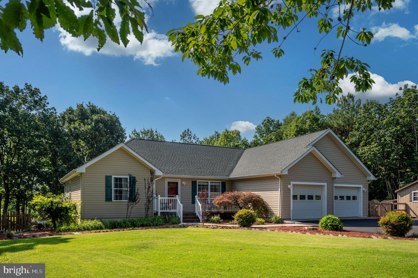 108 SHANNON GLEN CT, LOUISA, Virginia 23093, 3 Bedrooms Bedrooms, ,2 BathroomsBathrooms,Residential,For sale,108 SHANNON GLEN CT,VALA2008082 MLS # VALA2008082