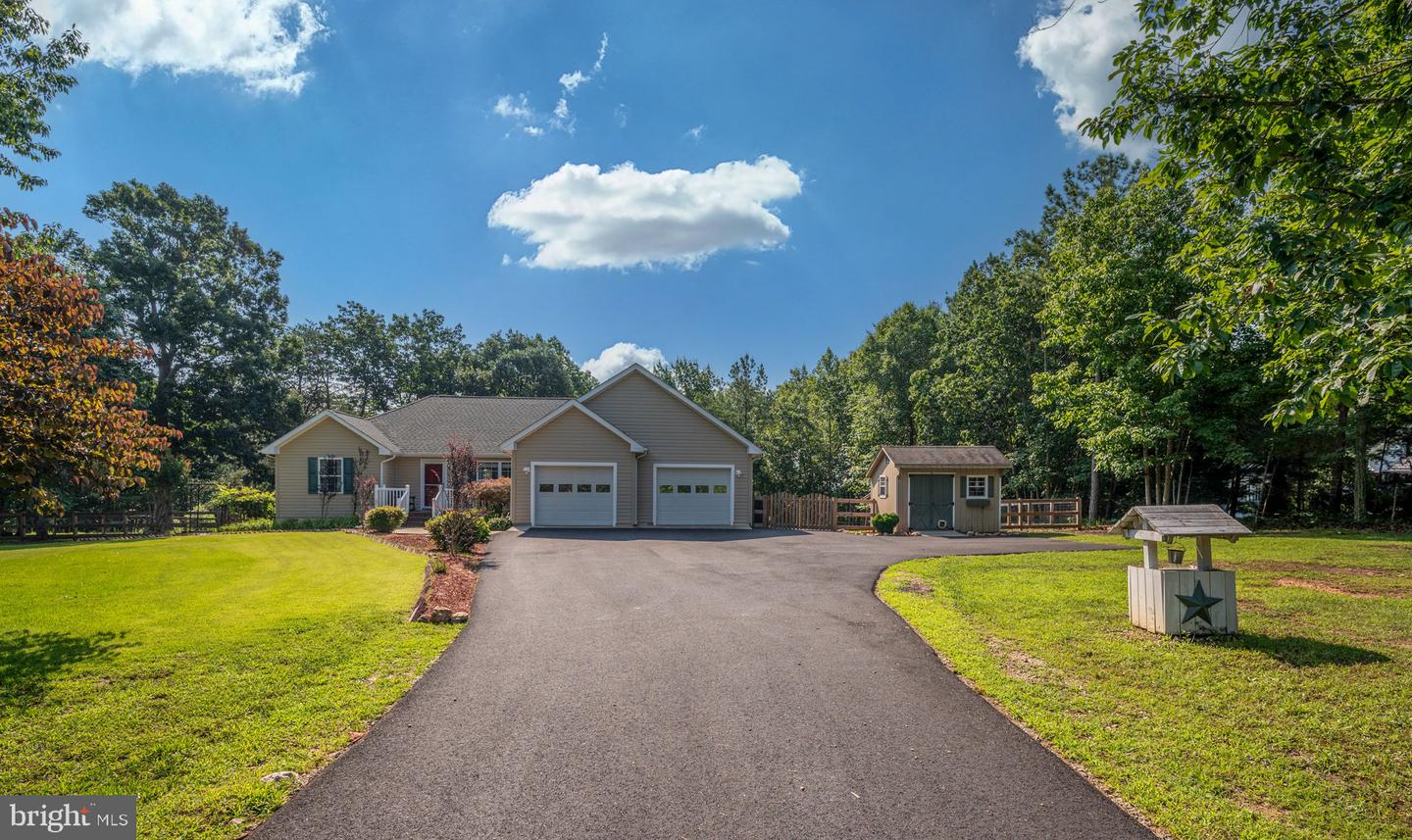 108 SHANNON GLEN CT, LOUISA, Virginia 23093, 3 Bedrooms Bedrooms, ,2 BathroomsBathrooms,Residential,For sale,108 SHANNON GLEN CT,VALA2008082 MLS # VALA2008082