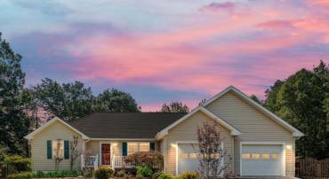 108 SHANNON GLEN CT, LOUISA, Virginia 23093, 3 Bedrooms Bedrooms, ,2 BathroomsBathrooms,Residential,For sale,108 SHANNON GLEN CT,VALA2008082 MLS # VALA2008082