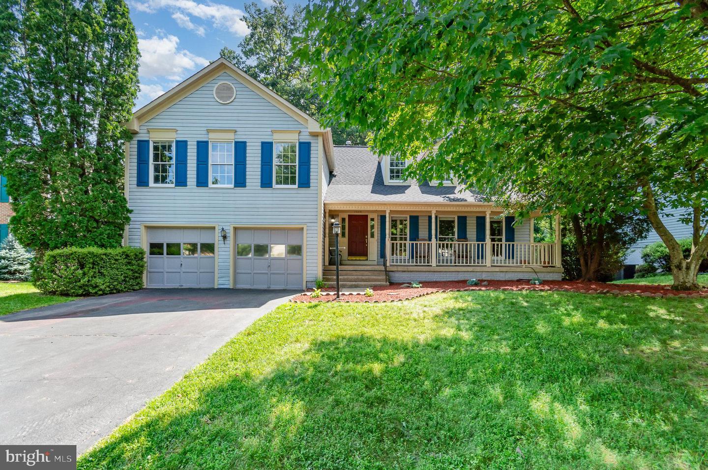14591 ESTATE DR, WOODBRIDGE, Virginia 22193, 5 Bedrooms Bedrooms, ,3 BathroomsBathrooms,Residential,For sale,14591 ESTATE DR,VAPW2097380 MLS # VAPW2097380