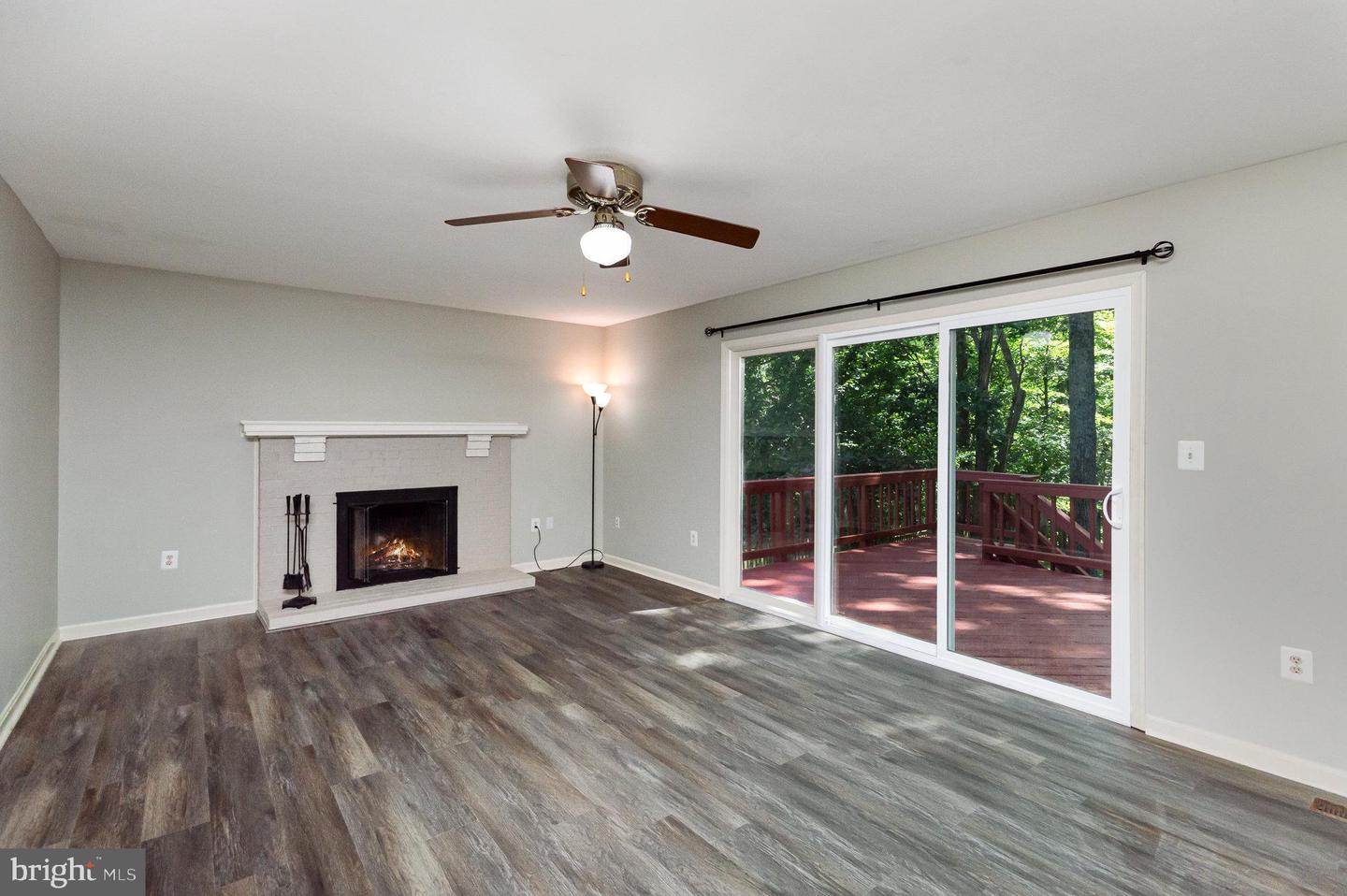 14591 ESTATE DR, WOODBRIDGE, Virginia 22193, 5 Bedrooms Bedrooms, ,3 BathroomsBathrooms,Residential,For sale,14591 ESTATE DR,VAPW2097380 MLS # VAPW2097380