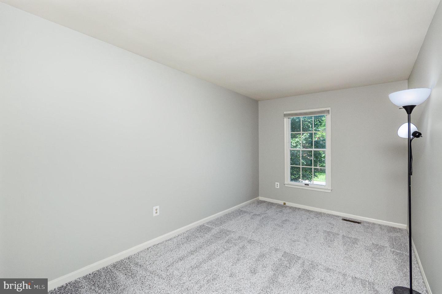 14591 ESTATE DR, WOODBRIDGE, Virginia 22193, 5 Bedrooms Bedrooms, ,3 BathroomsBathrooms,Residential,For sale,14591 ESTATE DR,VAPW2097380 MLS # VAPW2097380