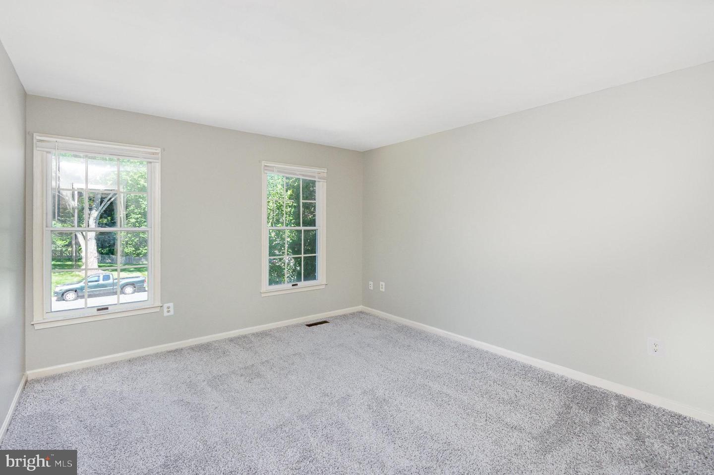 14591 ESTATE DR, WOODBRIDGE, Virginia 22193, 5 Bedrooms Bedrooms, ,3 BathroomsBathrooms,Residential,For sale,14591 ESTATE DR,VAPW2097380 MLS # VAPW2097380