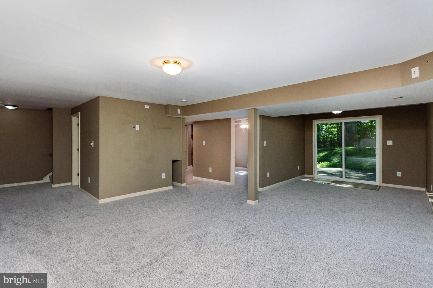 14591 ESTATE DR, WOODBRIDGE, Virginia 22193, 5 Bedrooms Bedrooms, ,3 BathroomsBathrooms,Residential,For sale,14591 ESTATE DR,VAPW2097380 MLS # VAPW2097380
