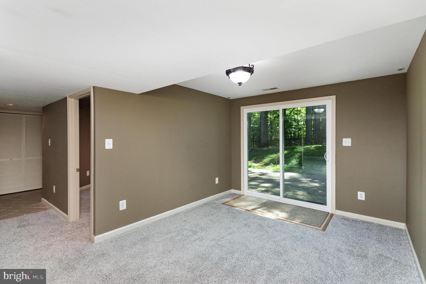 14591 ESTATE DR, WOODBRIDGE, Virginia 22193, 5 Bedrooms Bedrooms, ,3 BathroomsBathrooms,Residential,For sale,14591 ESTATE DR,VAPW2097380 MLS # VAPW2097380